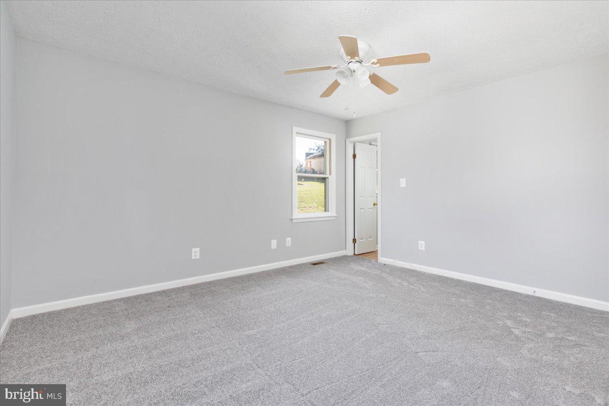 WOODSTOCK ACRES - Residential