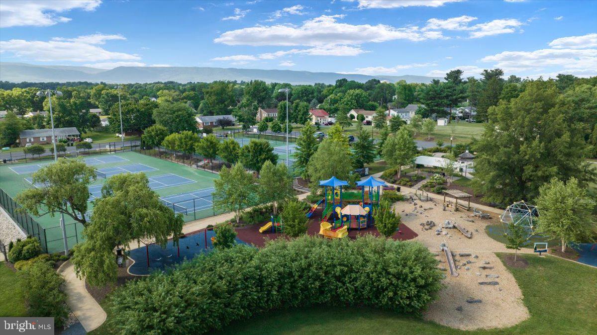 WOODSTOCK ACRES - Residential