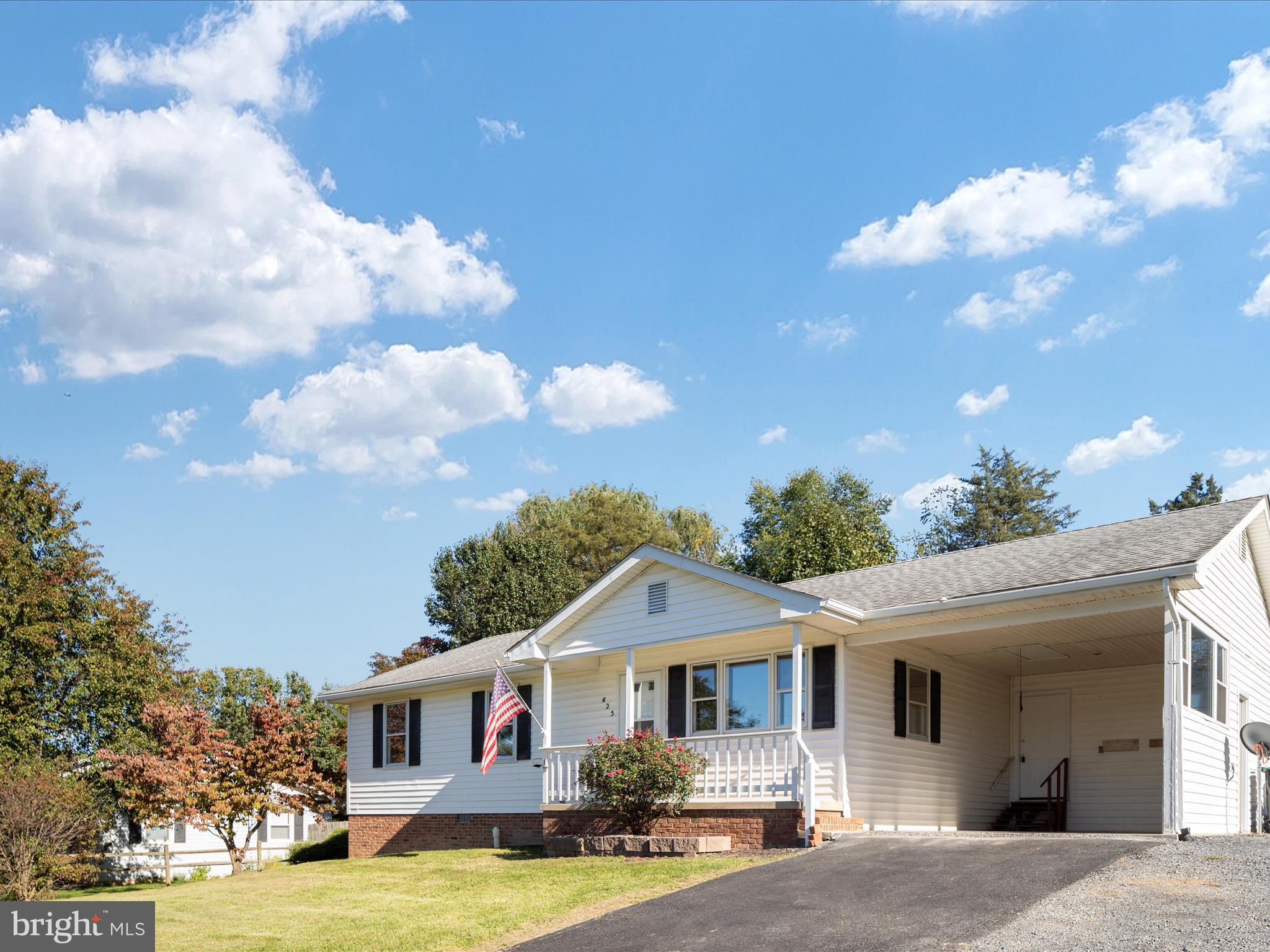 WOODSTOCK ACRES - Residential