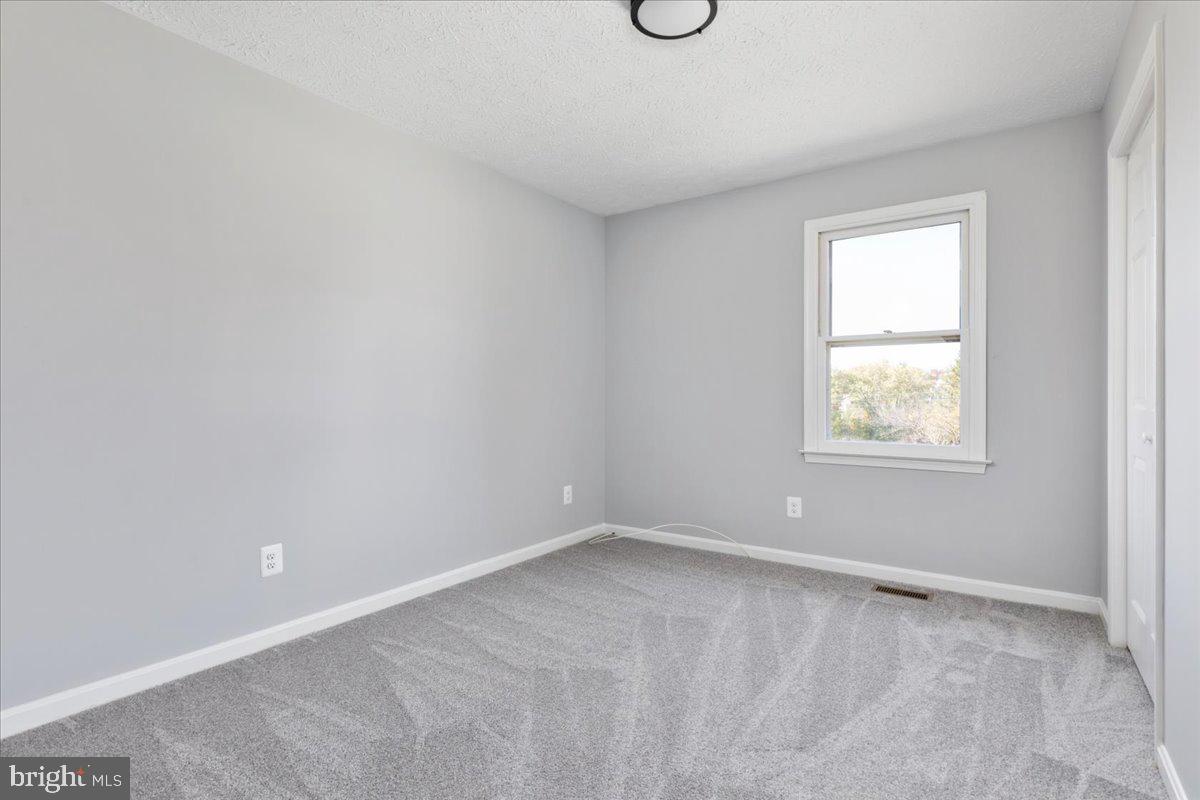 WOODSTOCK ACRES - Residential