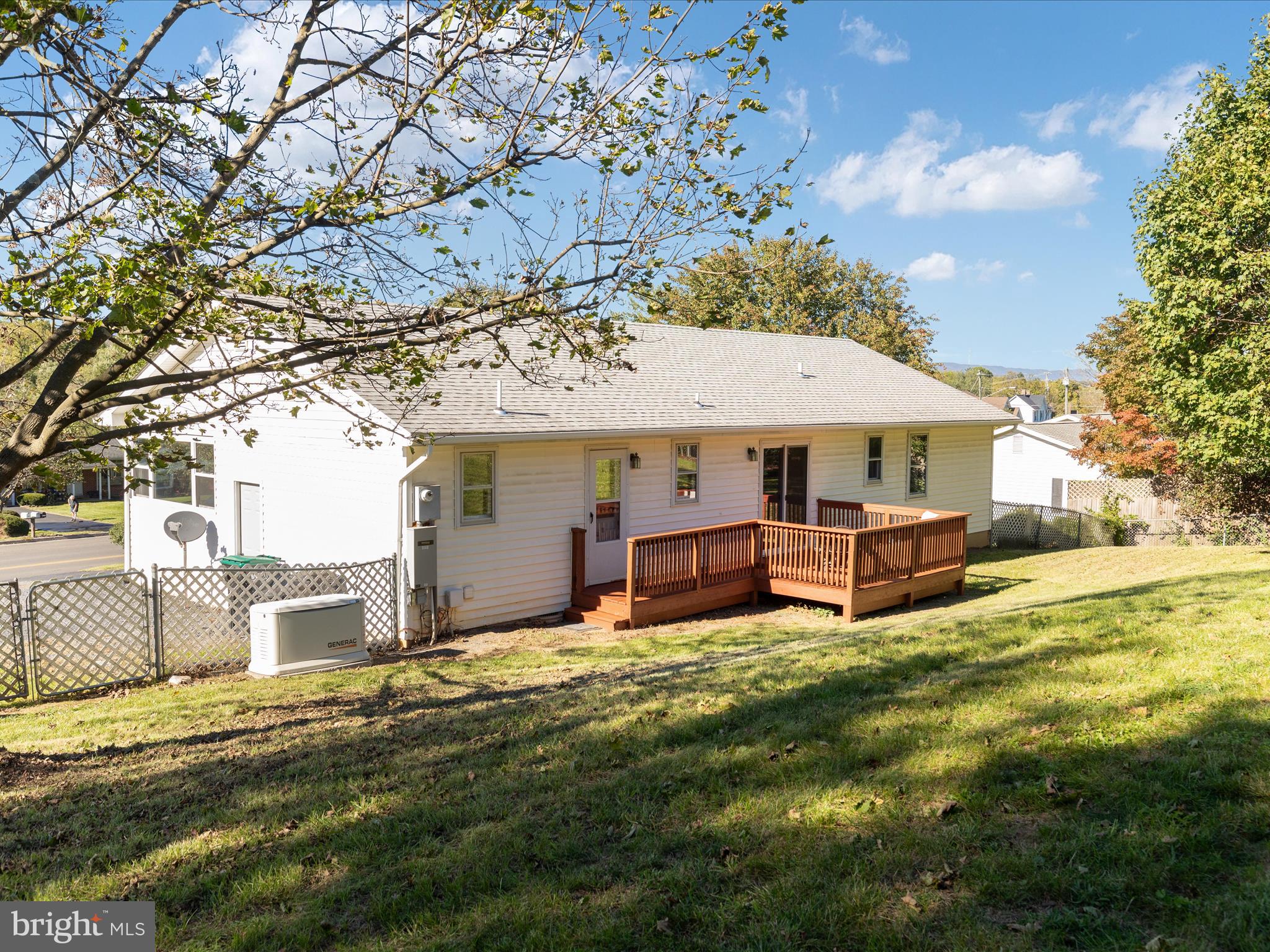 WOODSTOCK ACRES - Residential