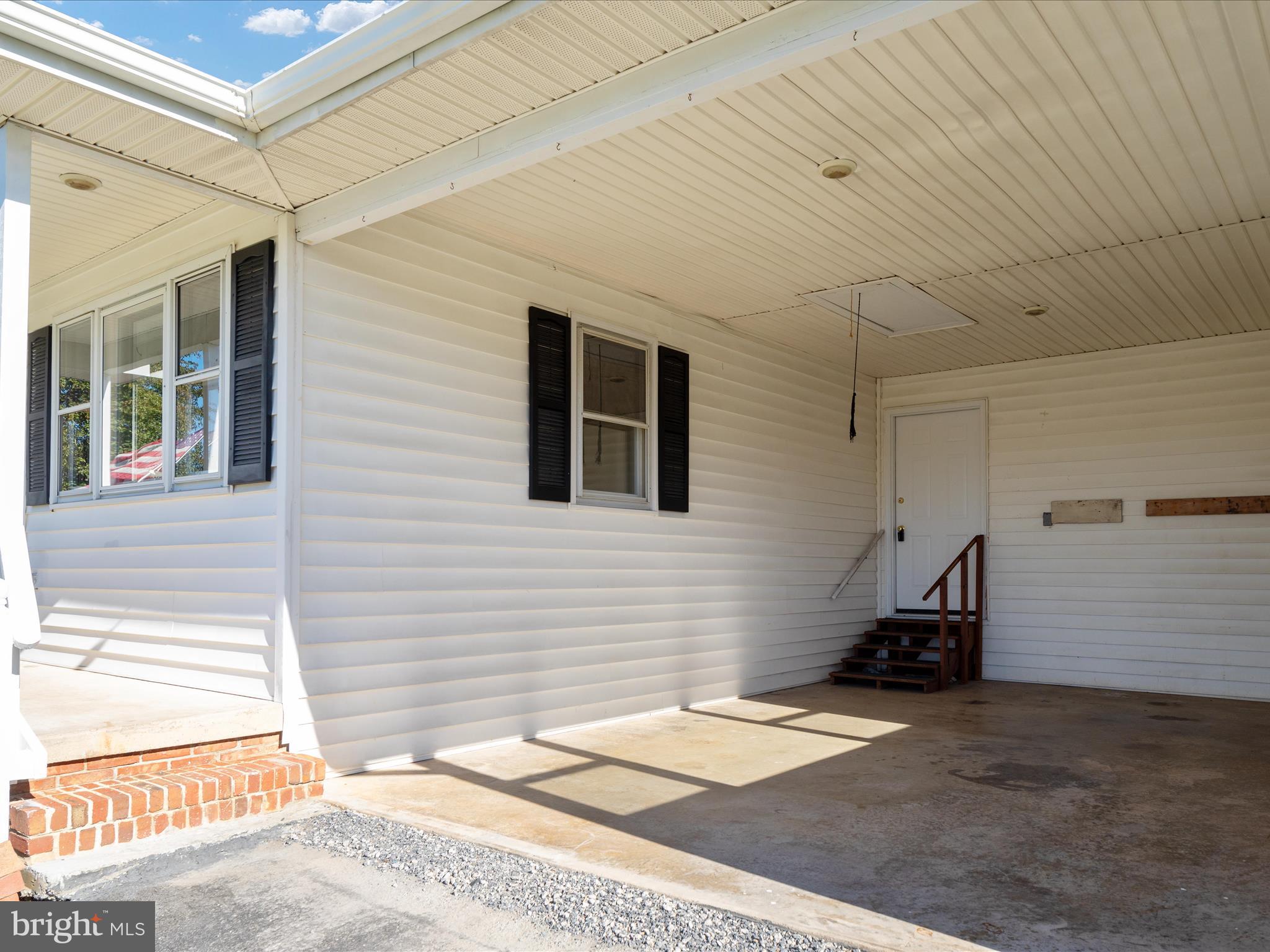 WOODSTOCK ACRES - Residential