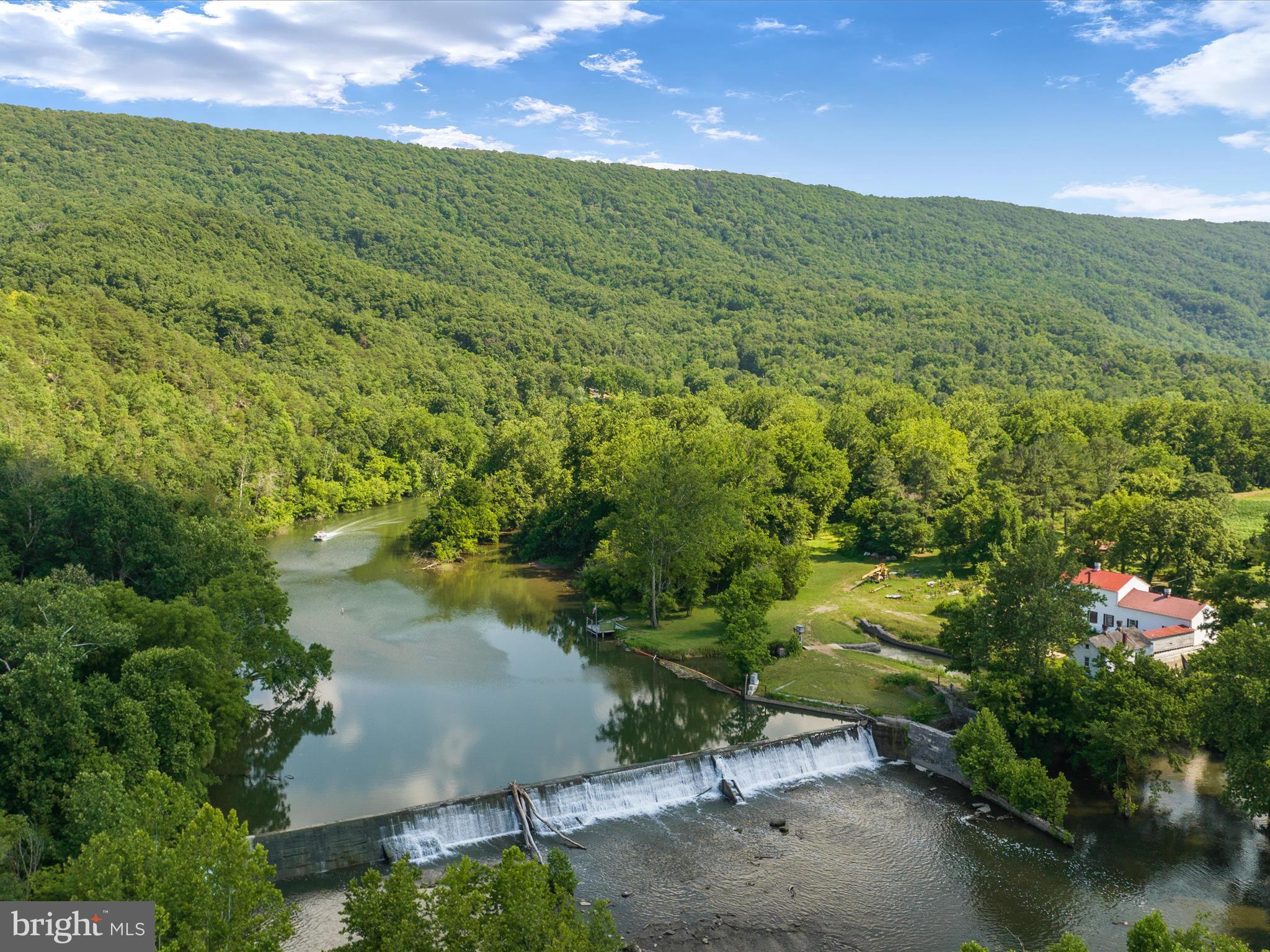 WOODSTOCK ACRES - Residential