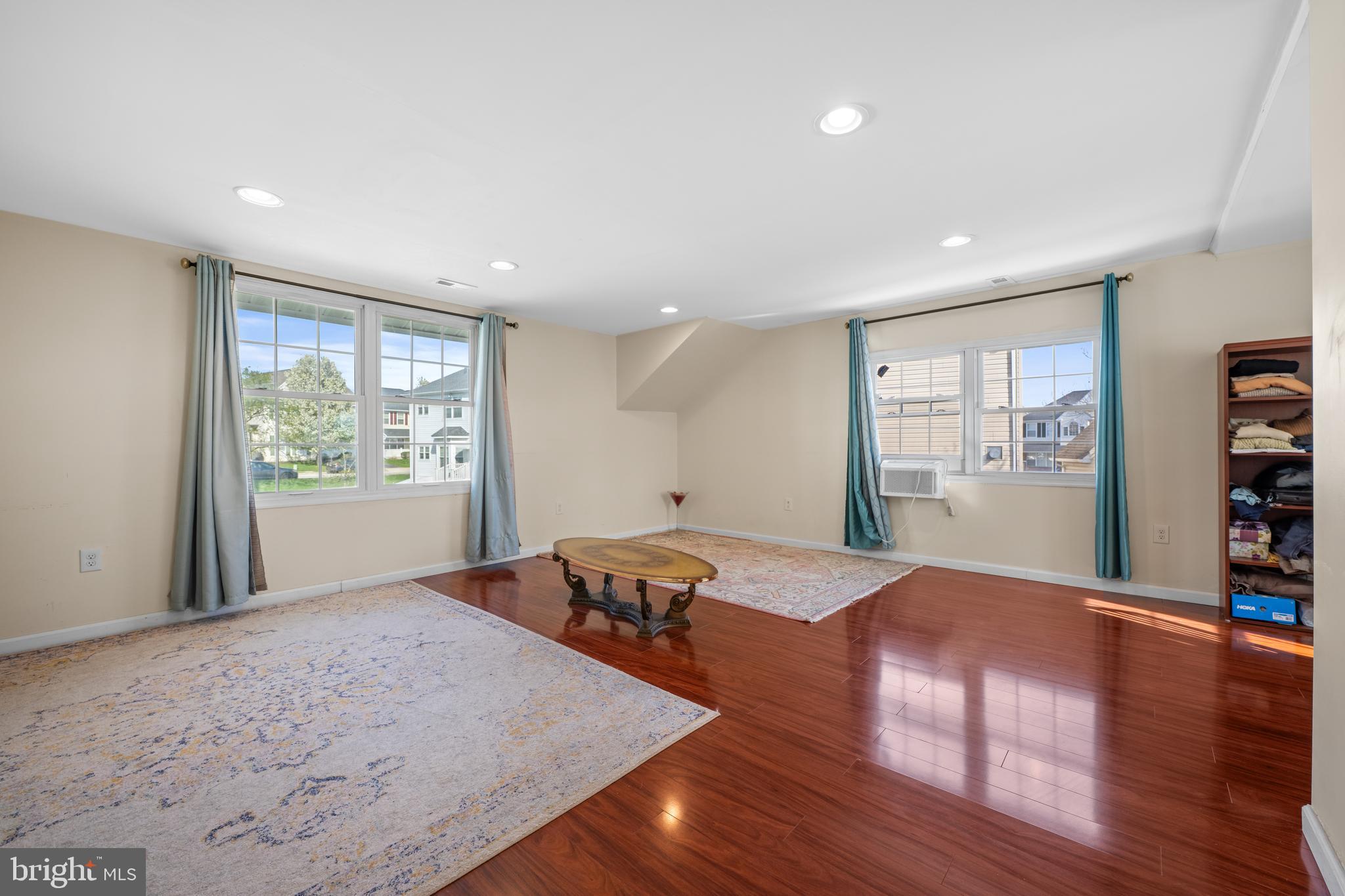 MORTON - Residential