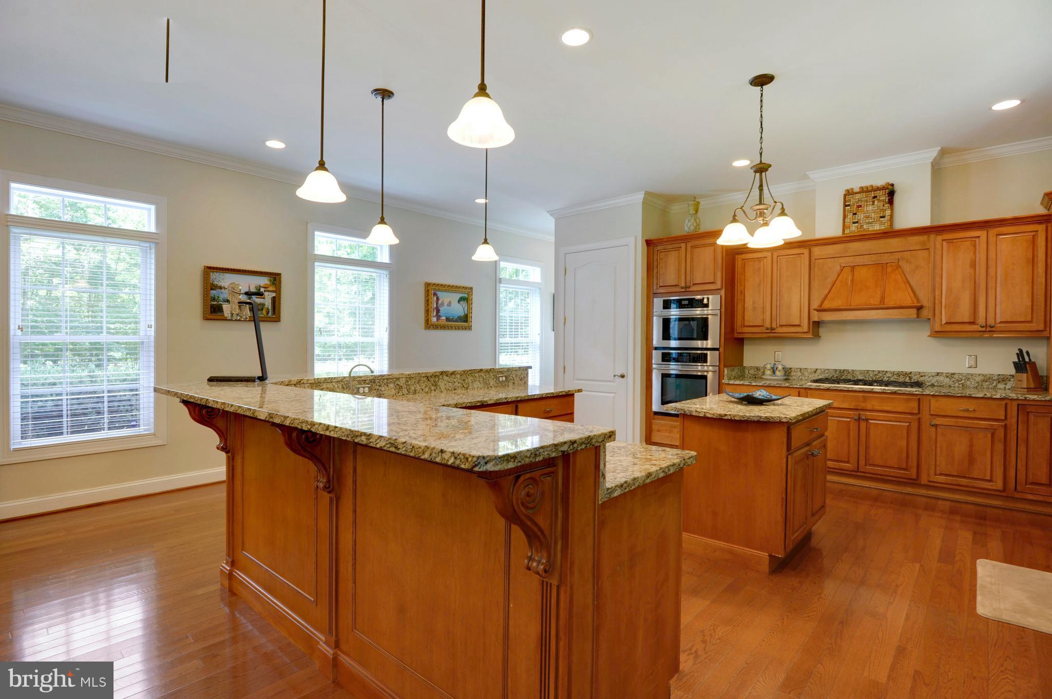 WHITE PLAINS - Residential