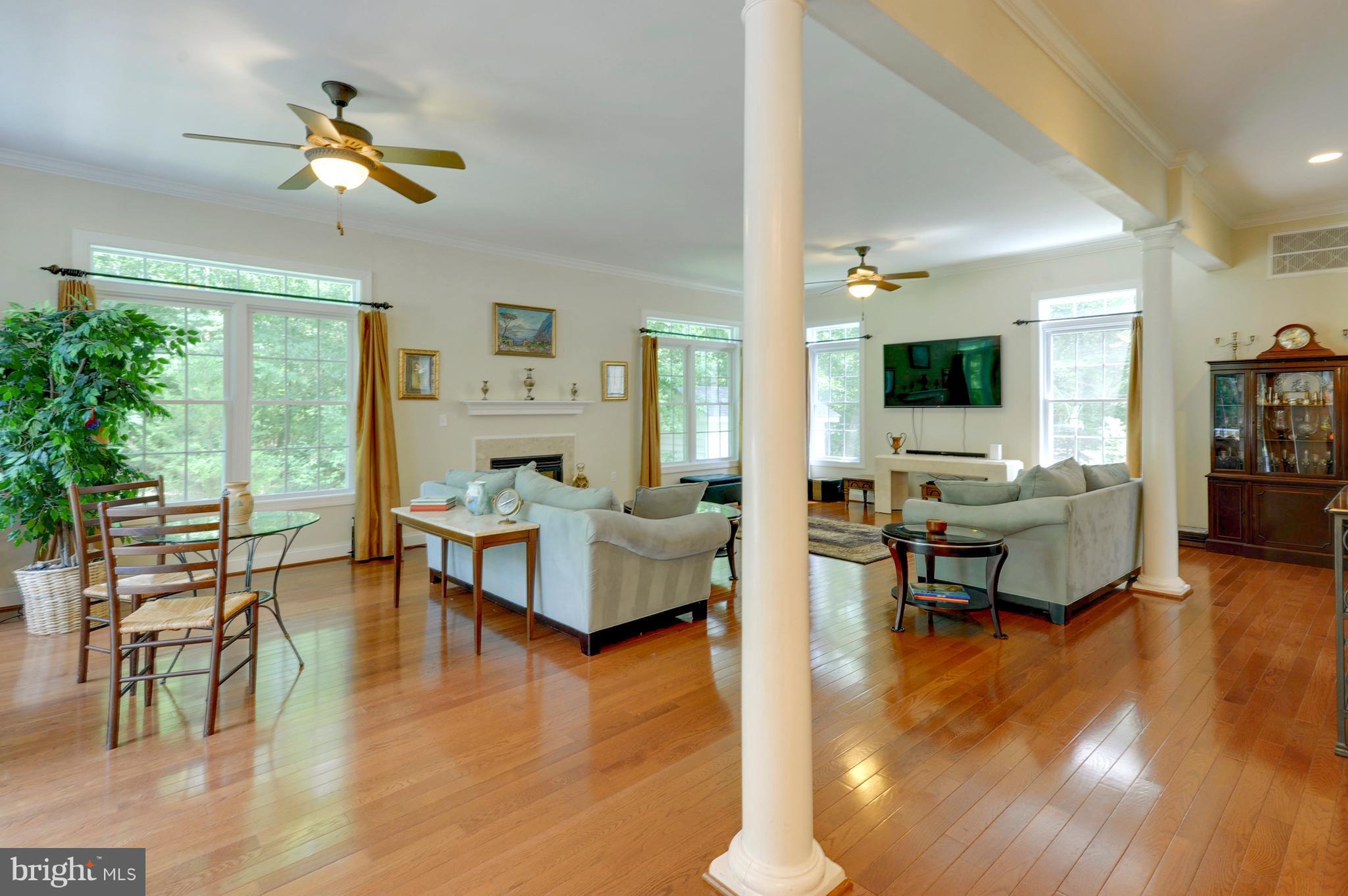 WHITE PLAINS - Residential