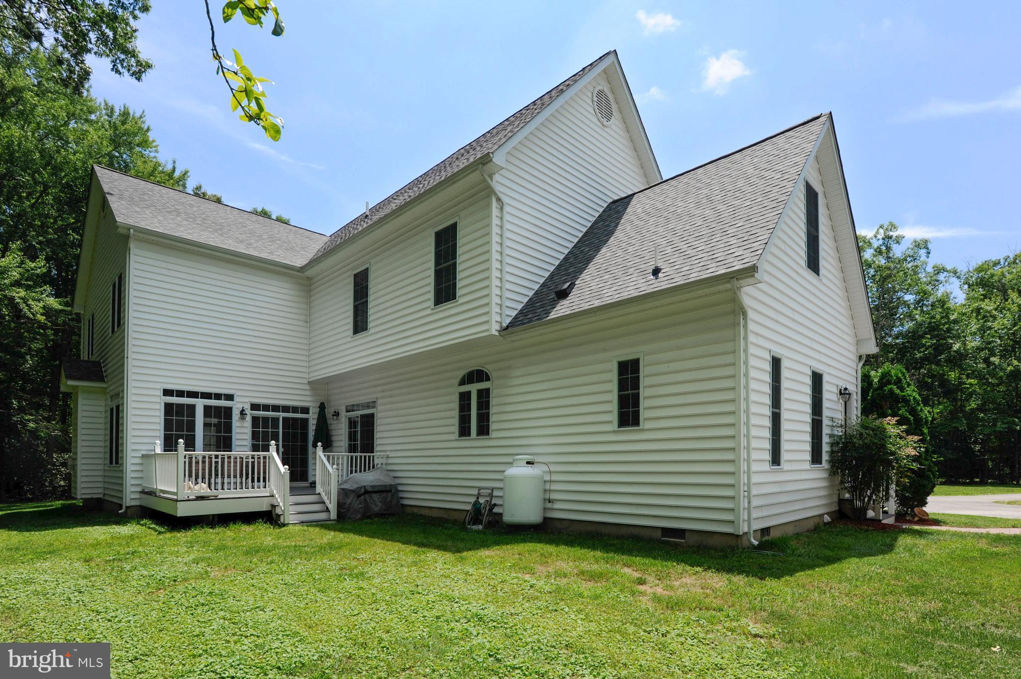 WHITE PLAINS - Residential