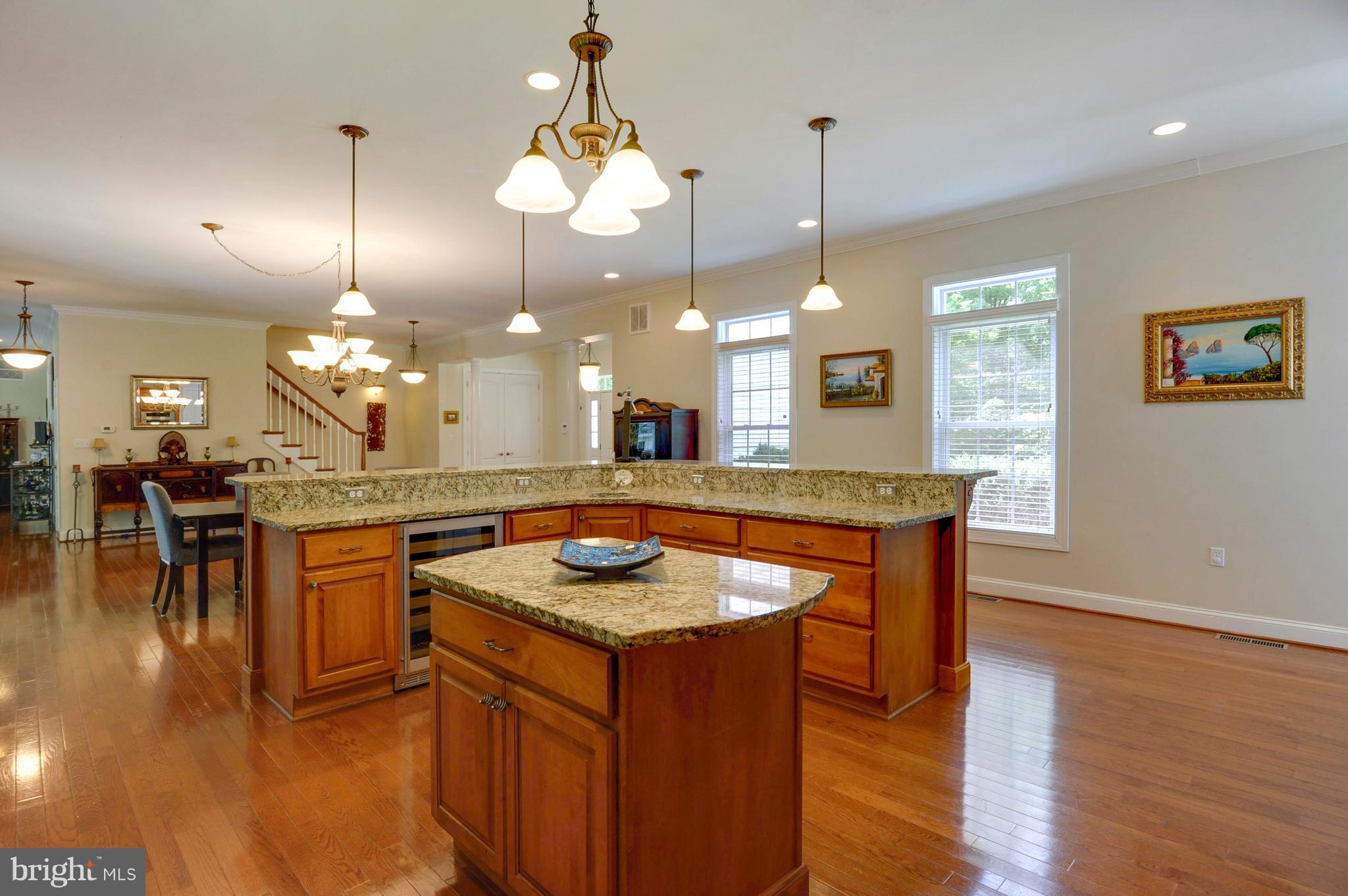 WHITE PLAINS - Residential