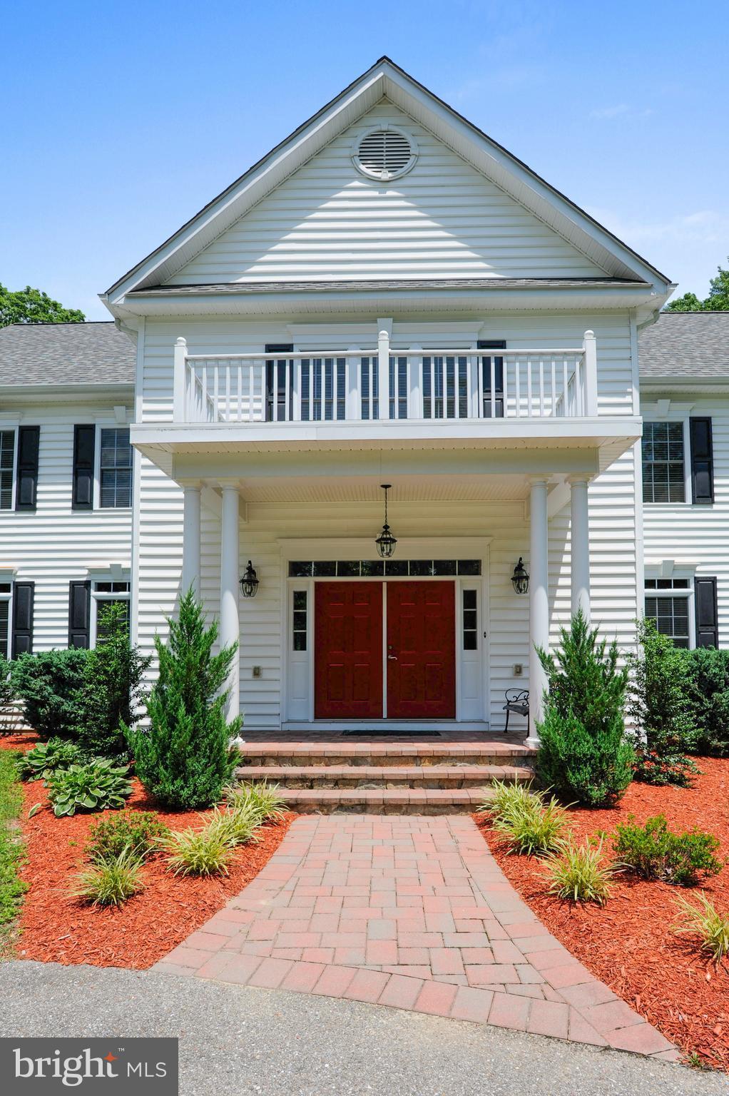 WHITE PLAINS - Residential