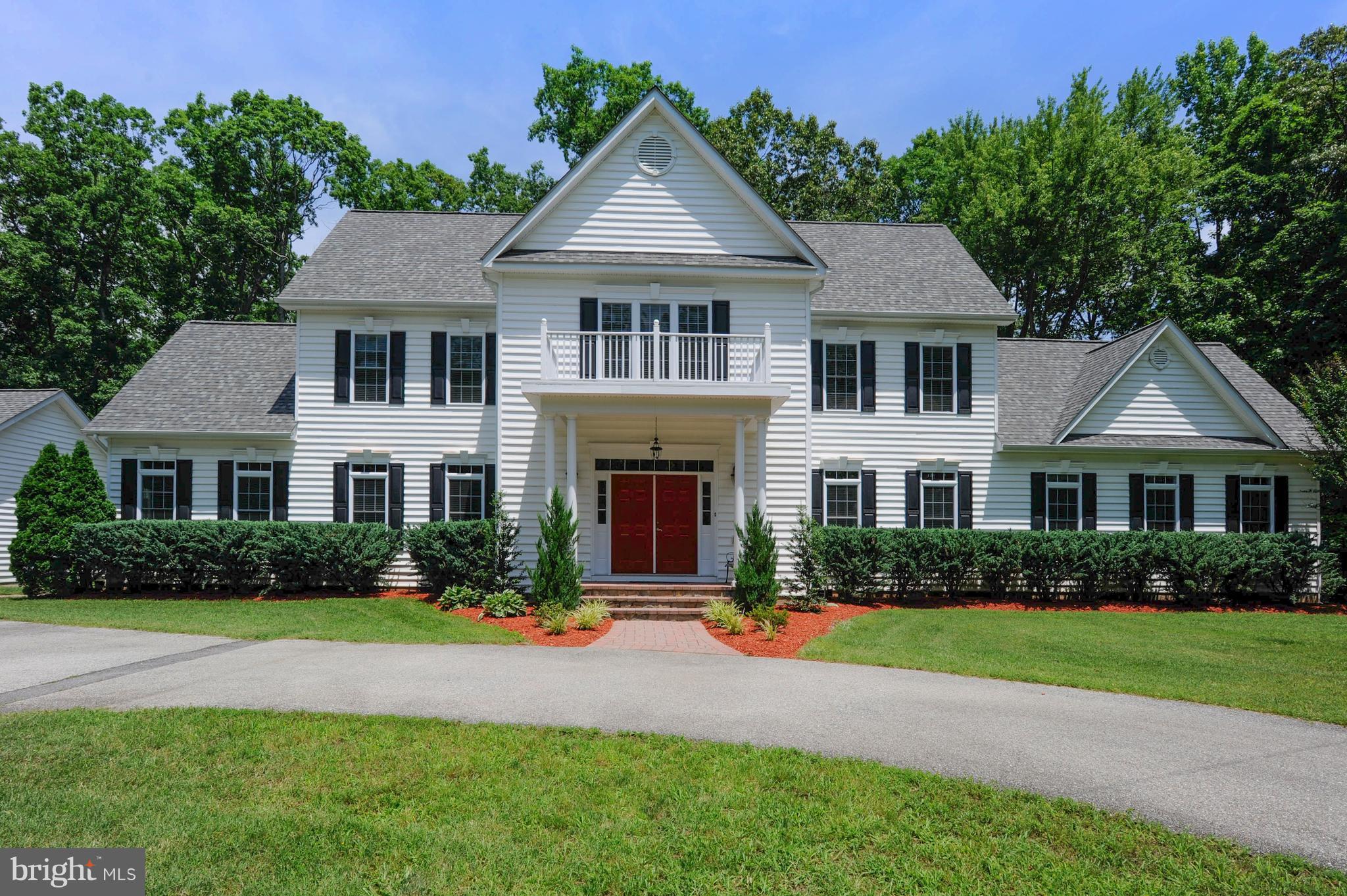 WHITE PLAINS - Residential