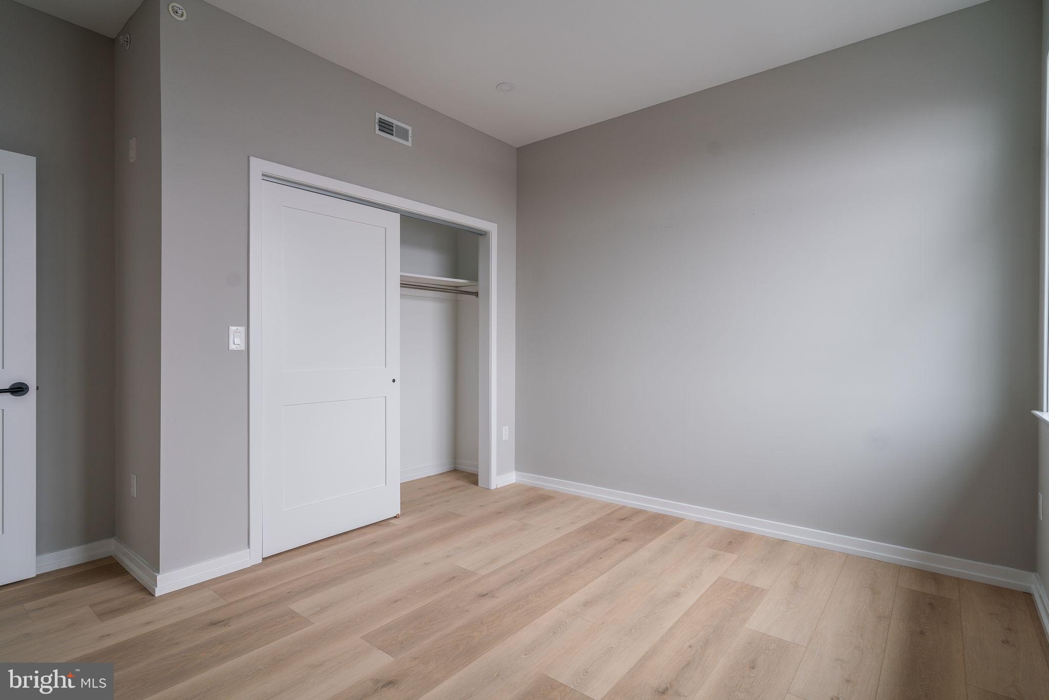 GRADUATE HOSPITAL - Residential Lease