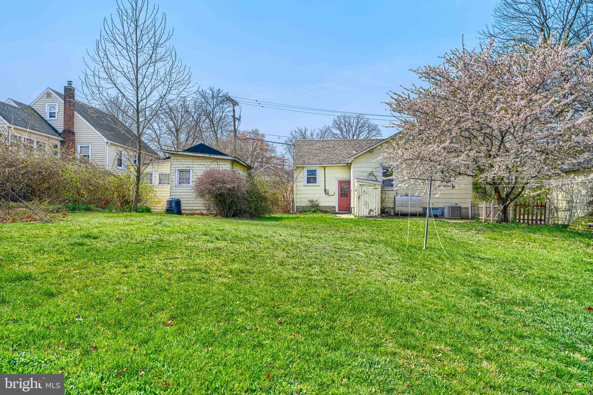 HILLENDALE PARK - Residential