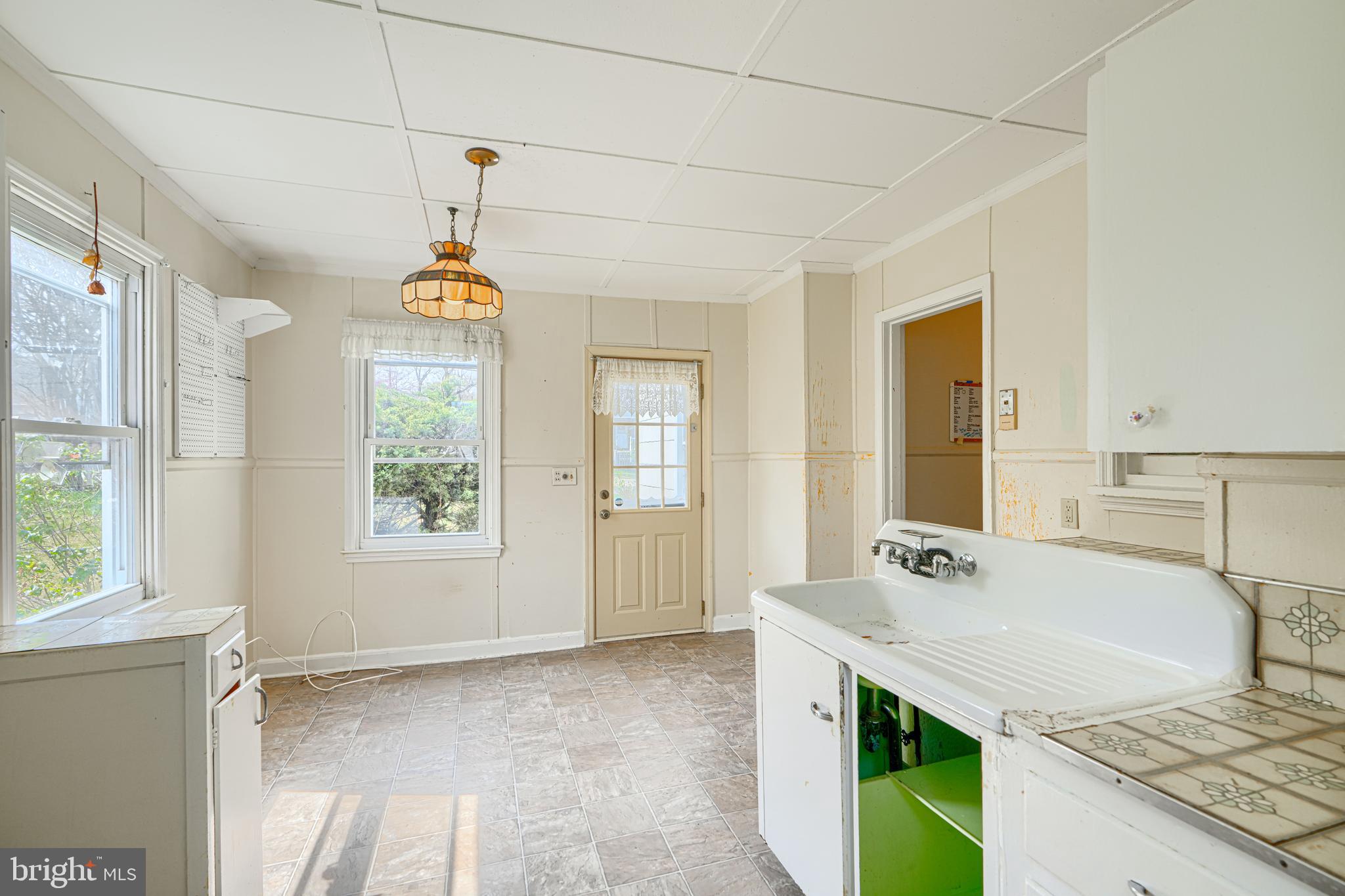 HILLENDALE PARK - Residential