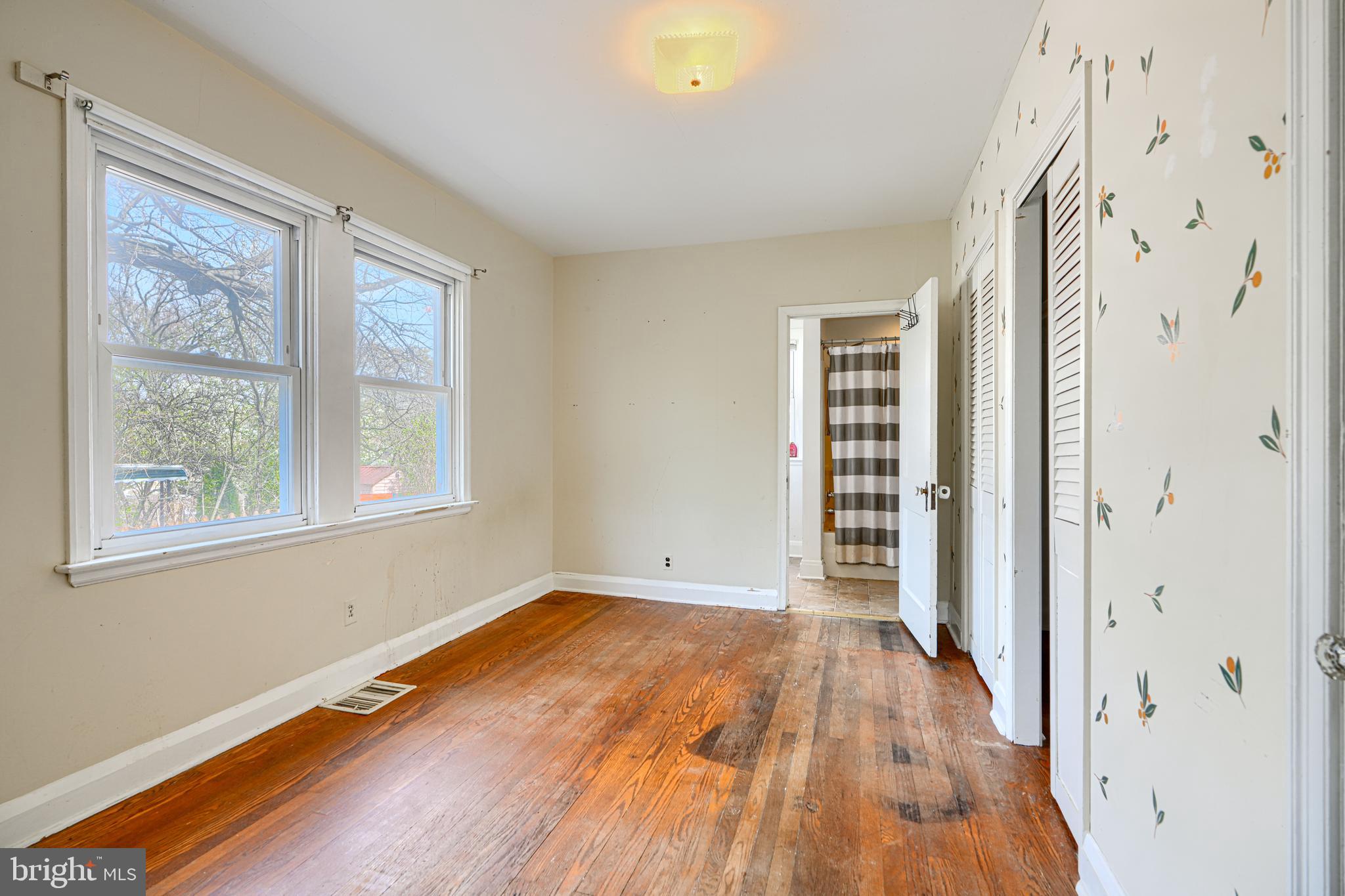 HILLENDALE PARK - Residential