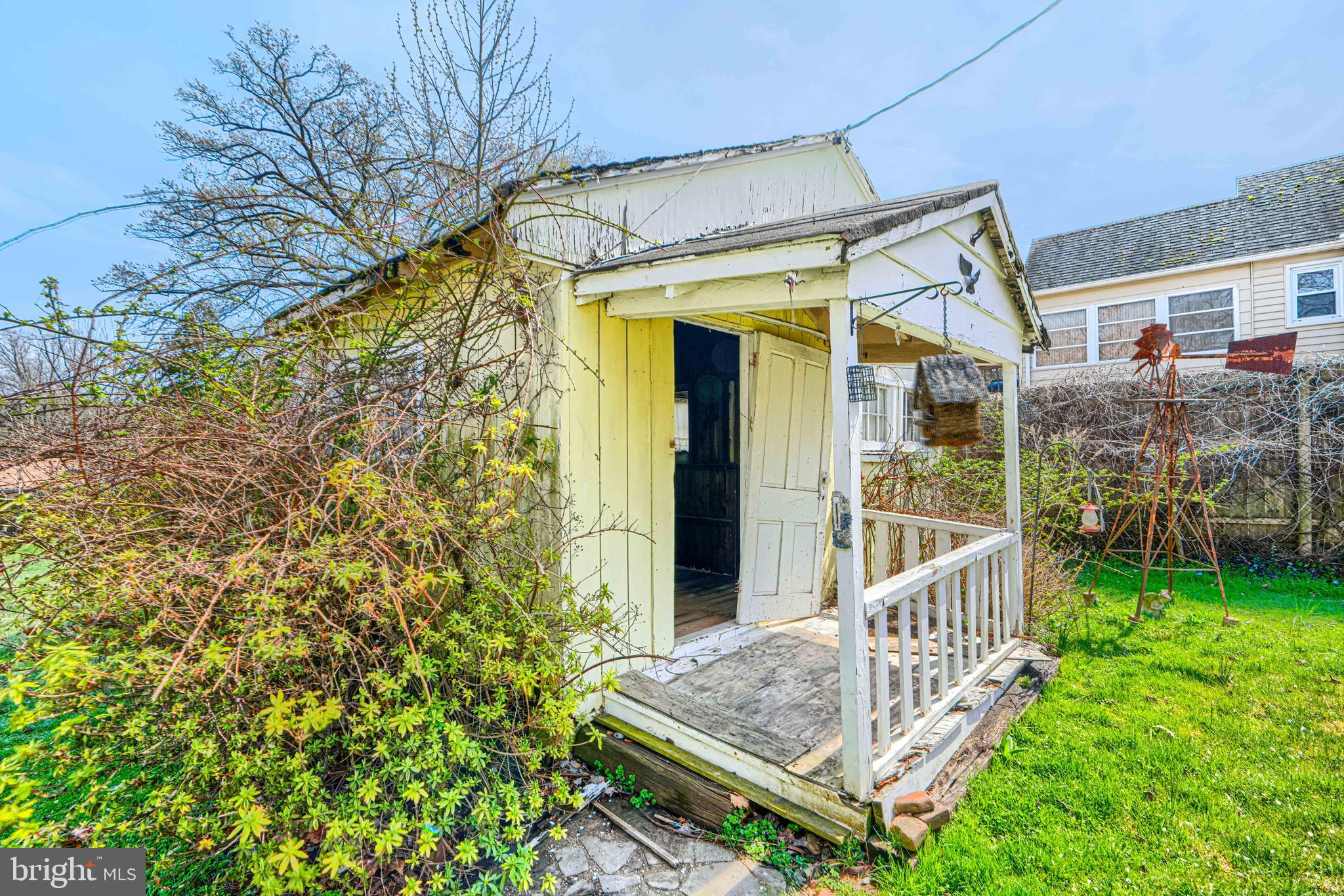 HILLENDALE PARK - Residential