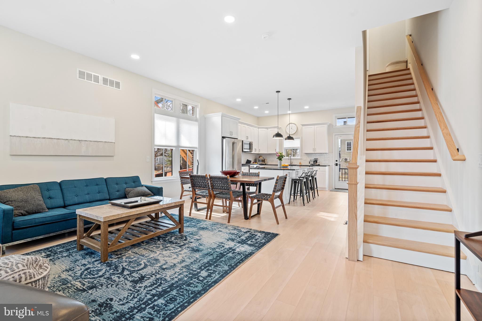 NEWTOWN ESTATES - Residential