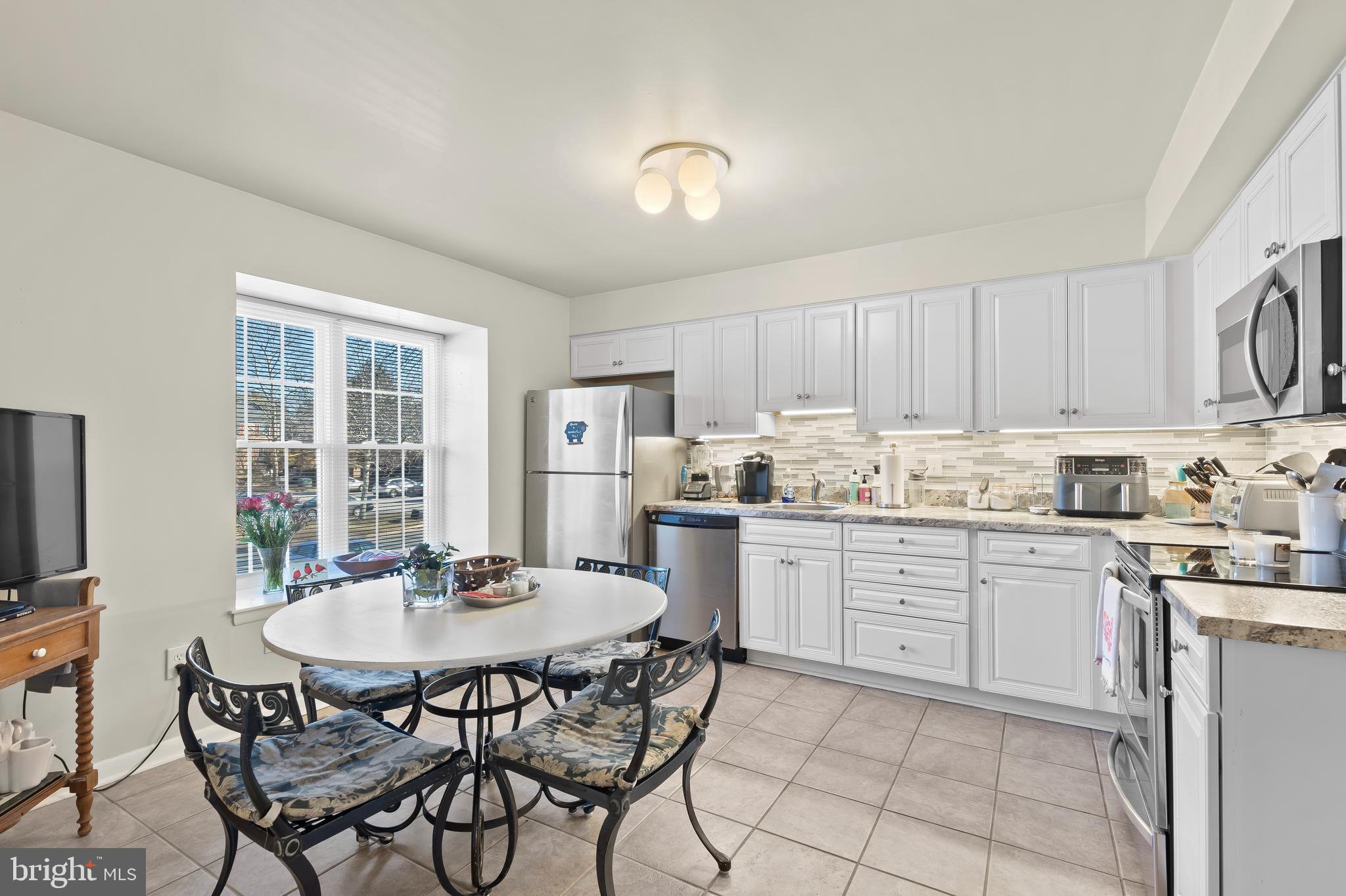 MAYS CHAPEL VILLAGE - Residential