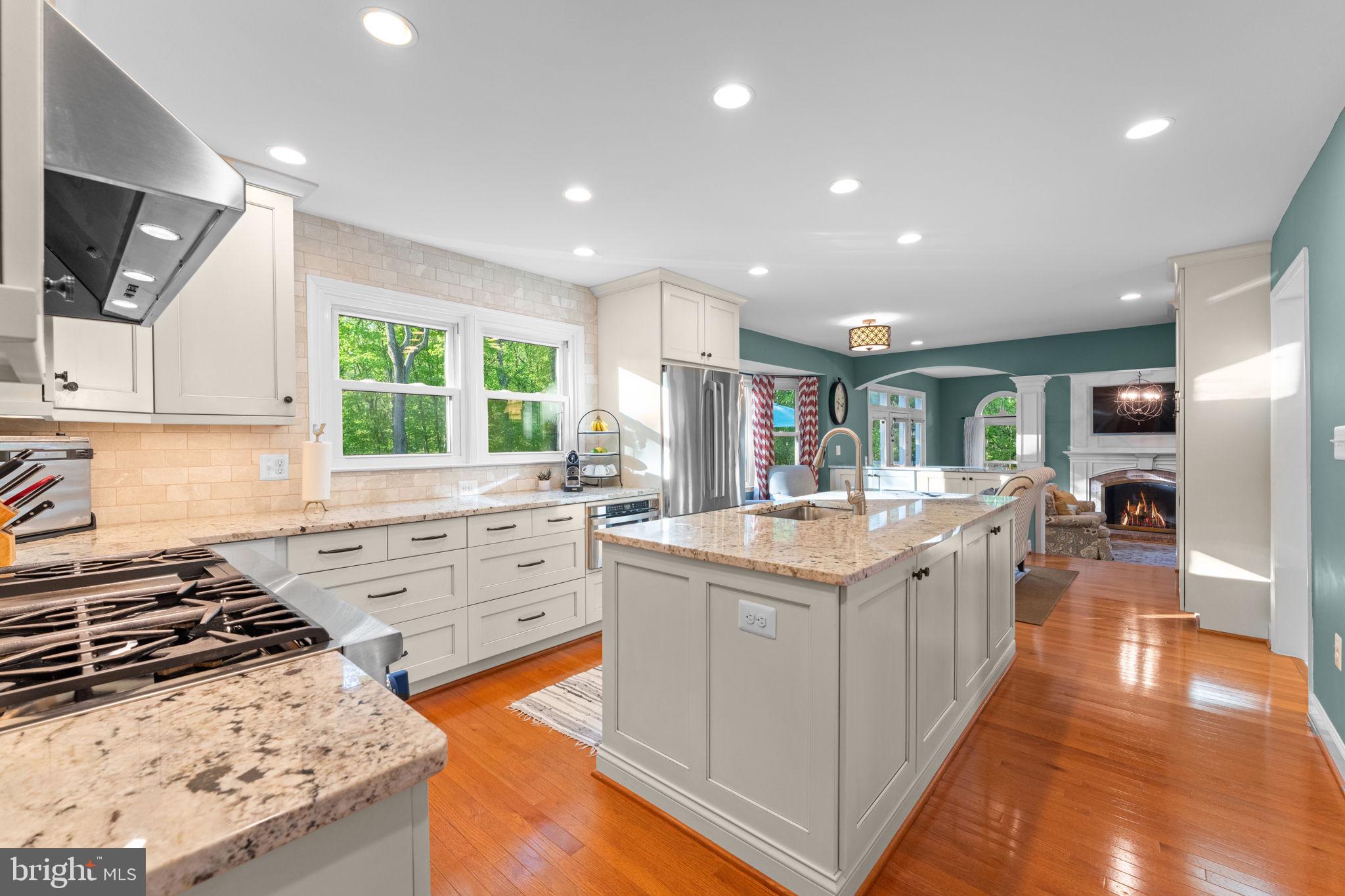 BARTON PLACE - Residential