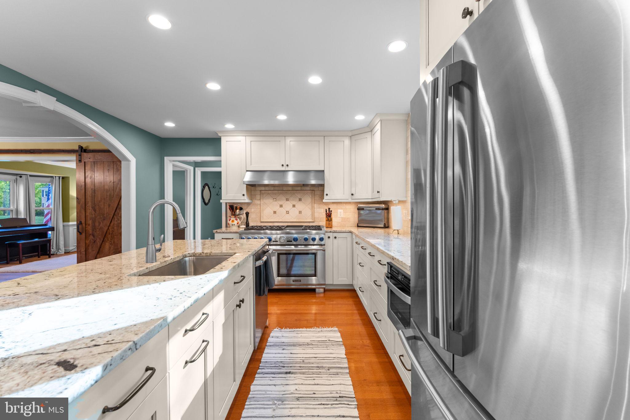 BARTON PLACE - Residential