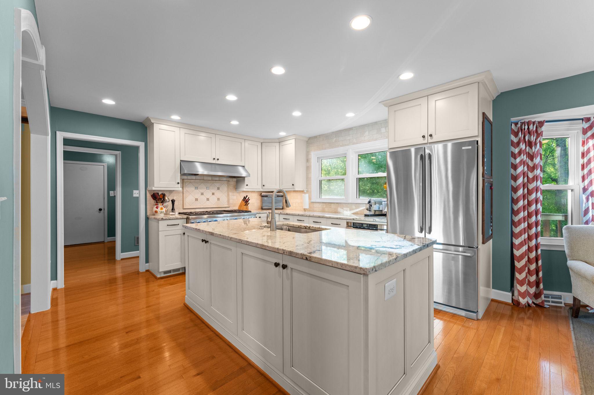 BARTON PLACE - Residential