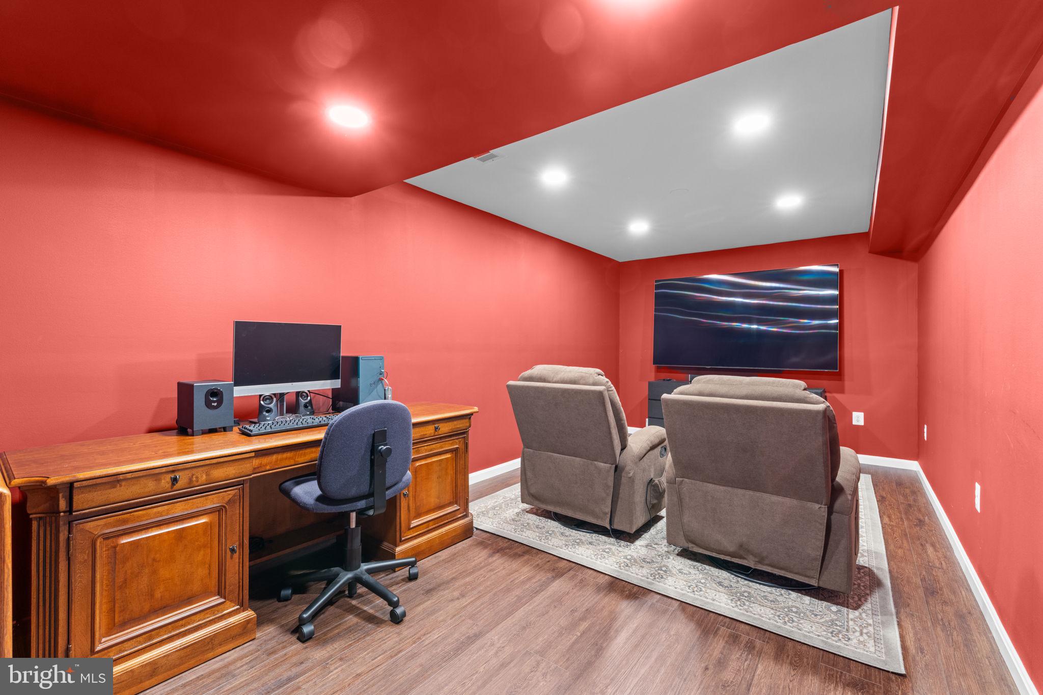 BARTON PLACE - Residential