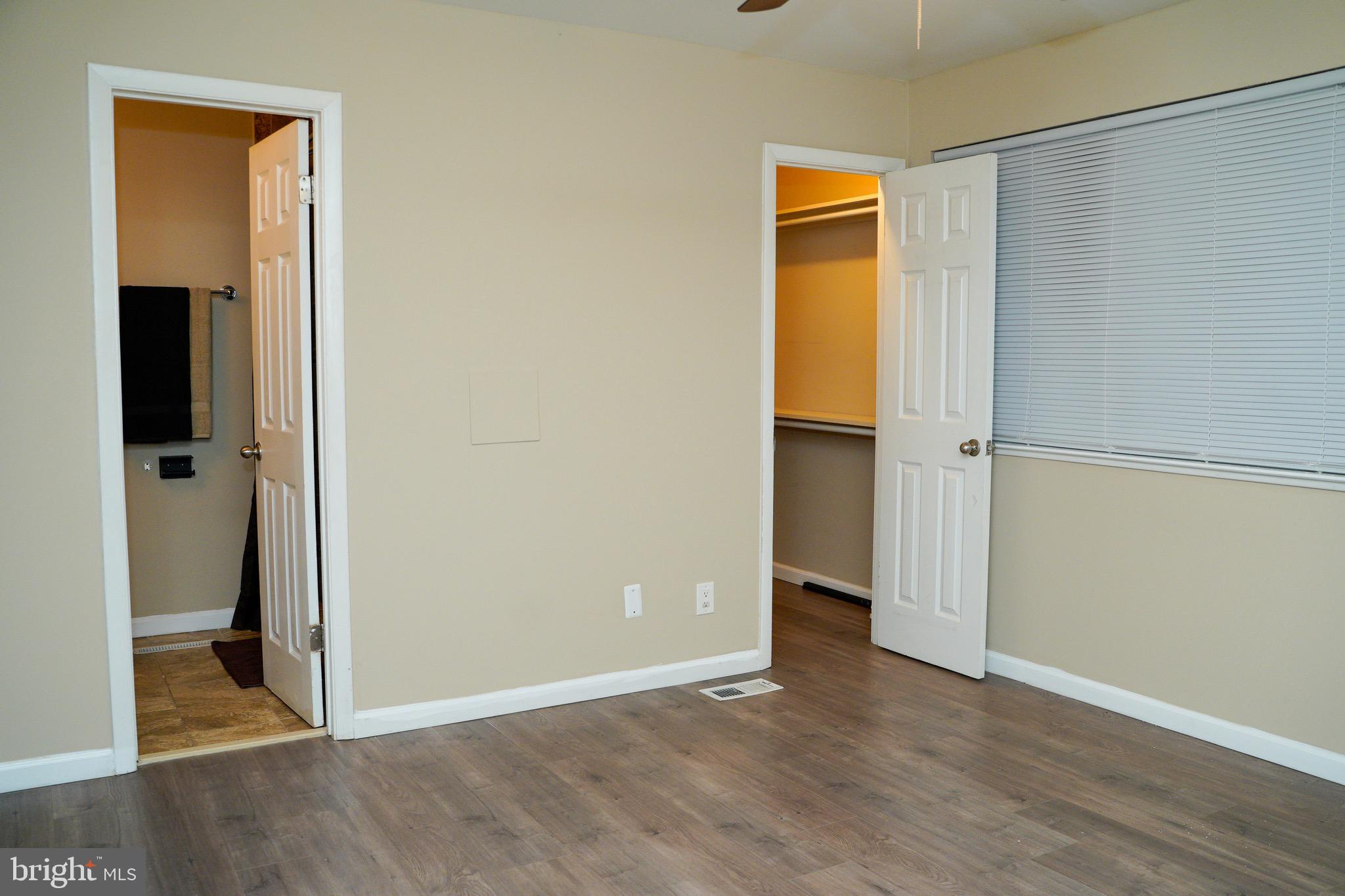 TWELVE TREES - Residential