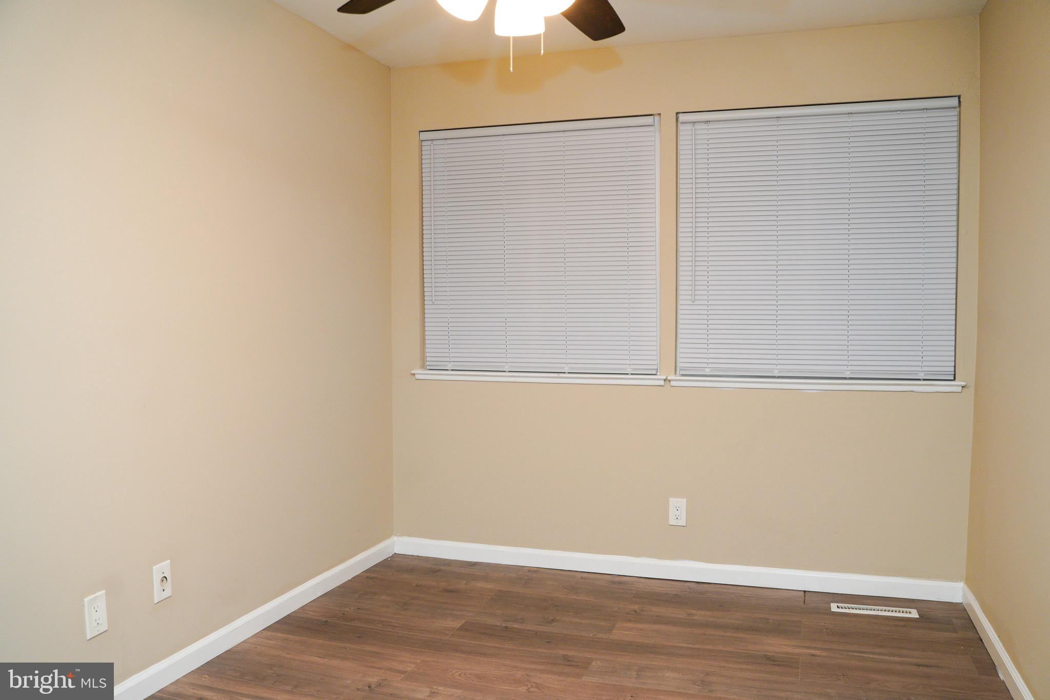 TWELVE TREES - Residential