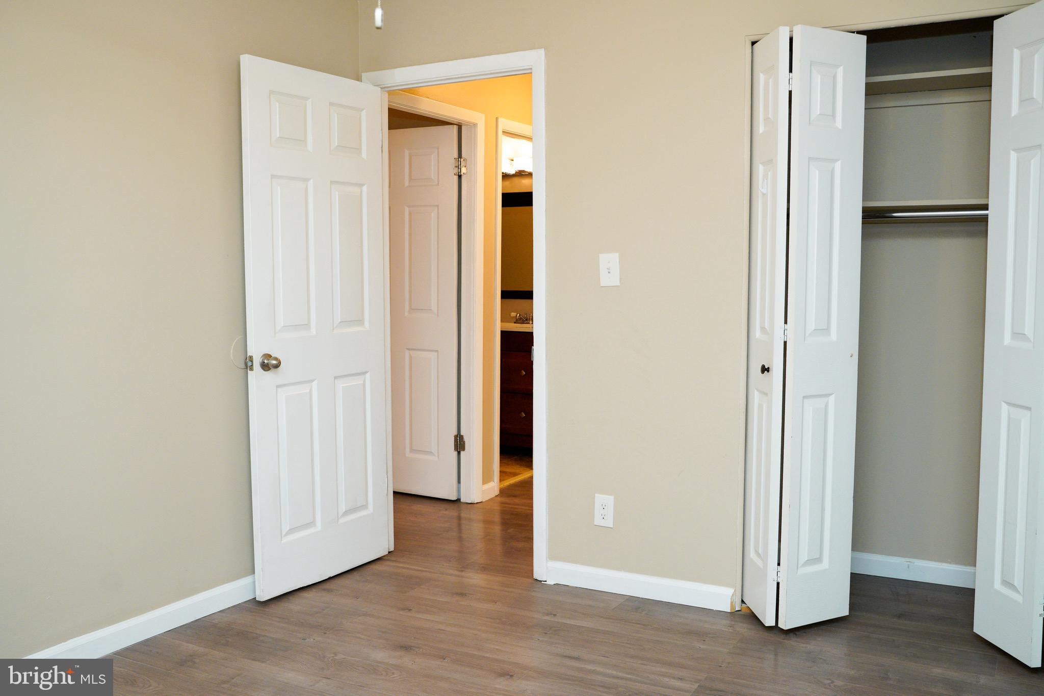 TWELVE TREES - Residential