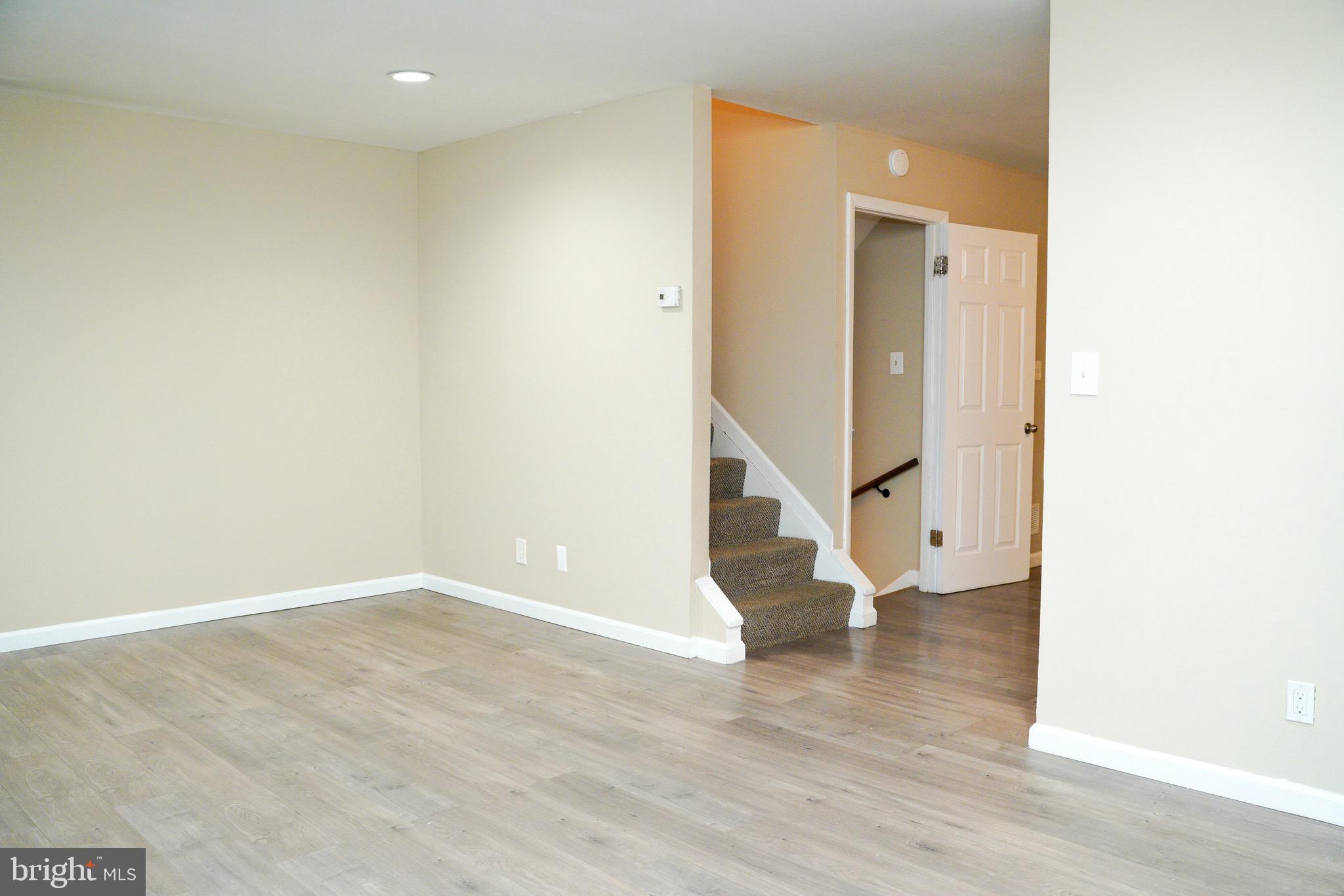 TWELVE TREES - Residential