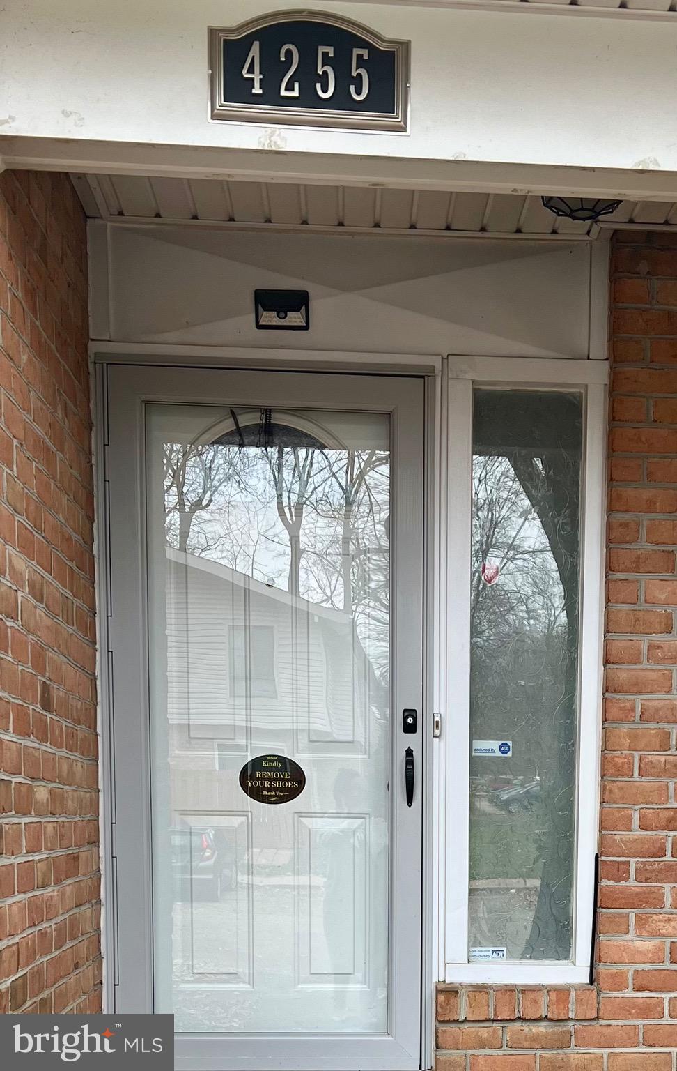 TWELVE TREES - Residential