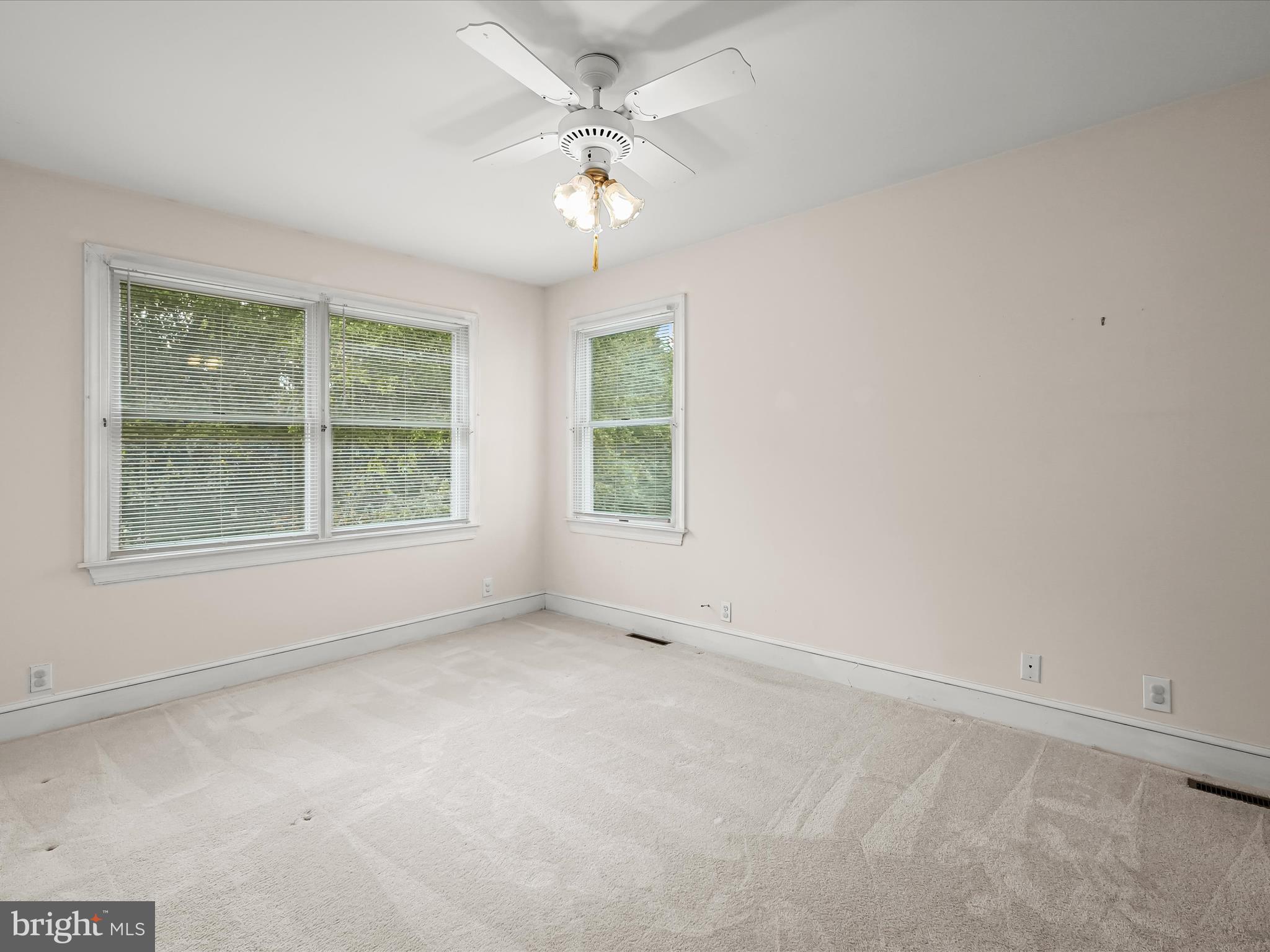 SUMMIT PARK - Residential