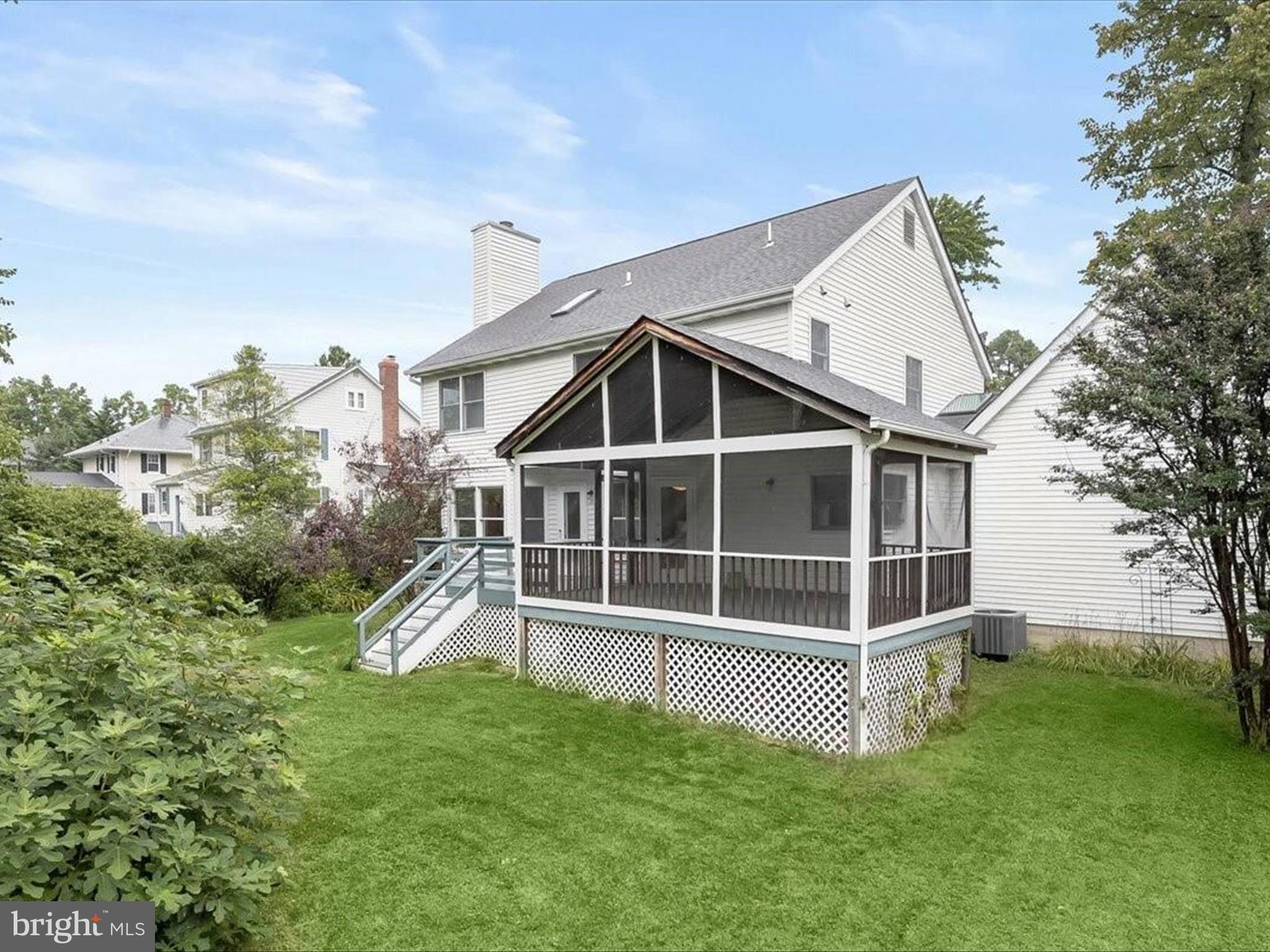 SUMMIT PARK - Residential