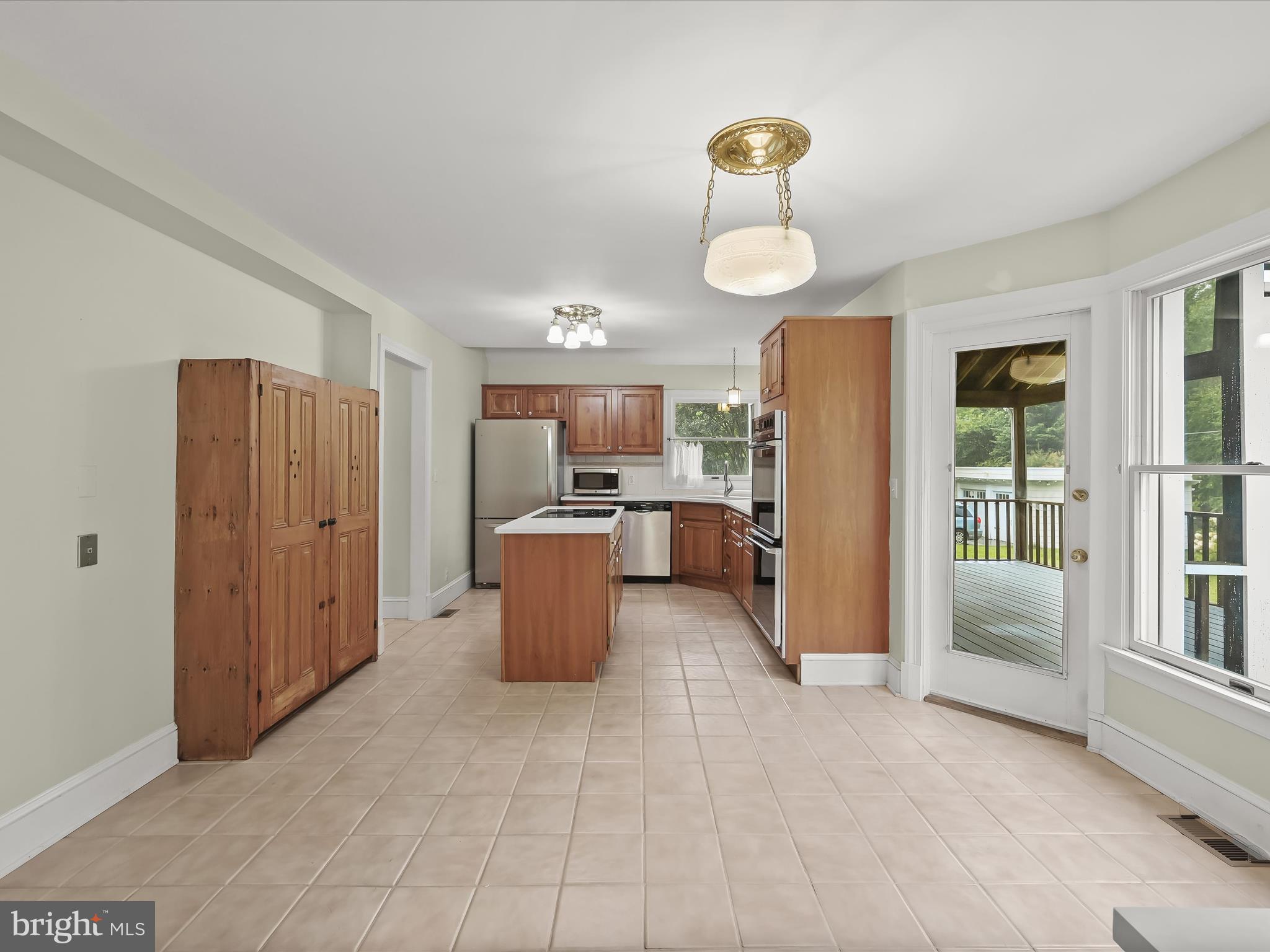 SUMMIT PARK - Residential