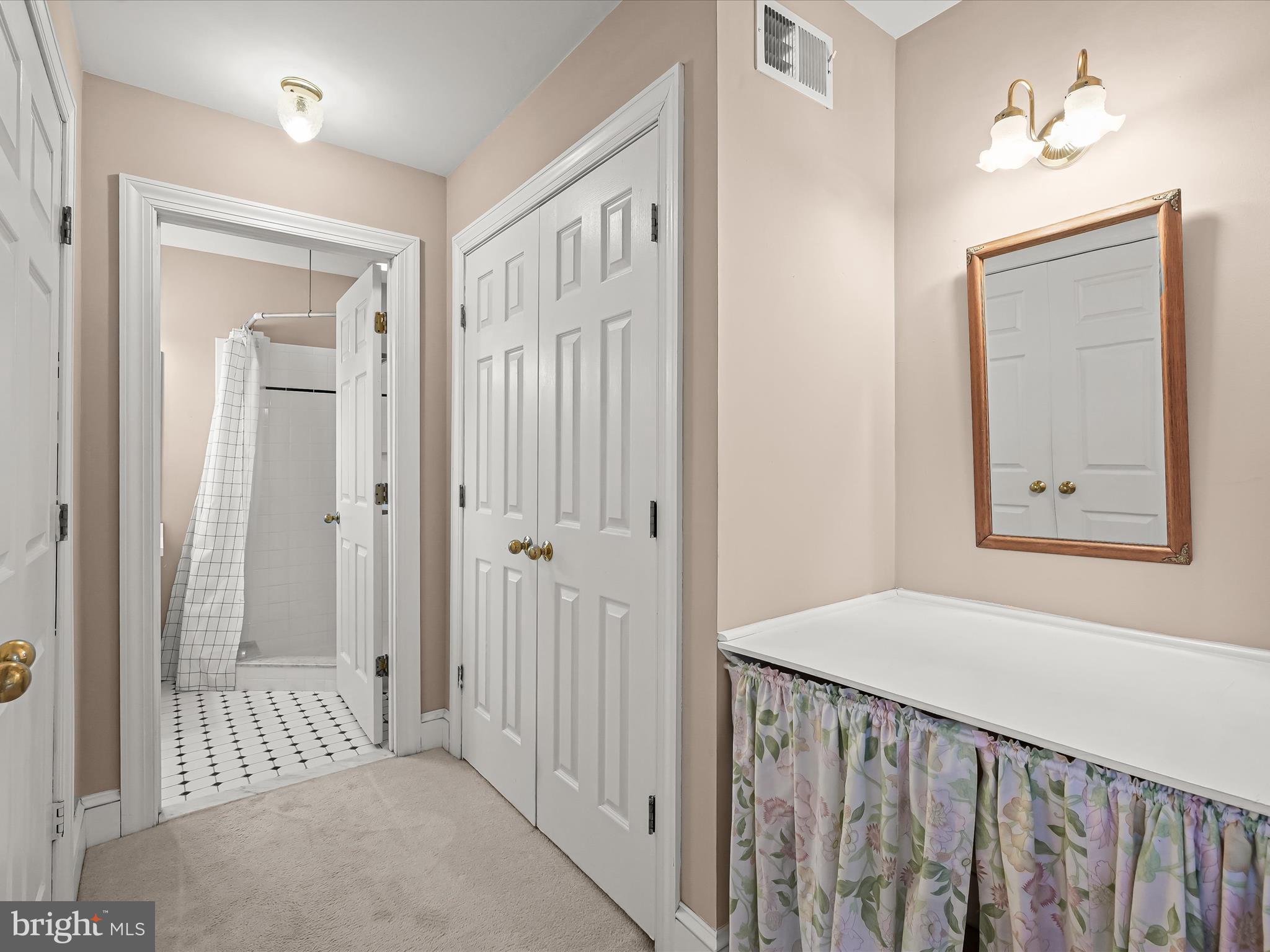 SUMMIT PARK - Residential