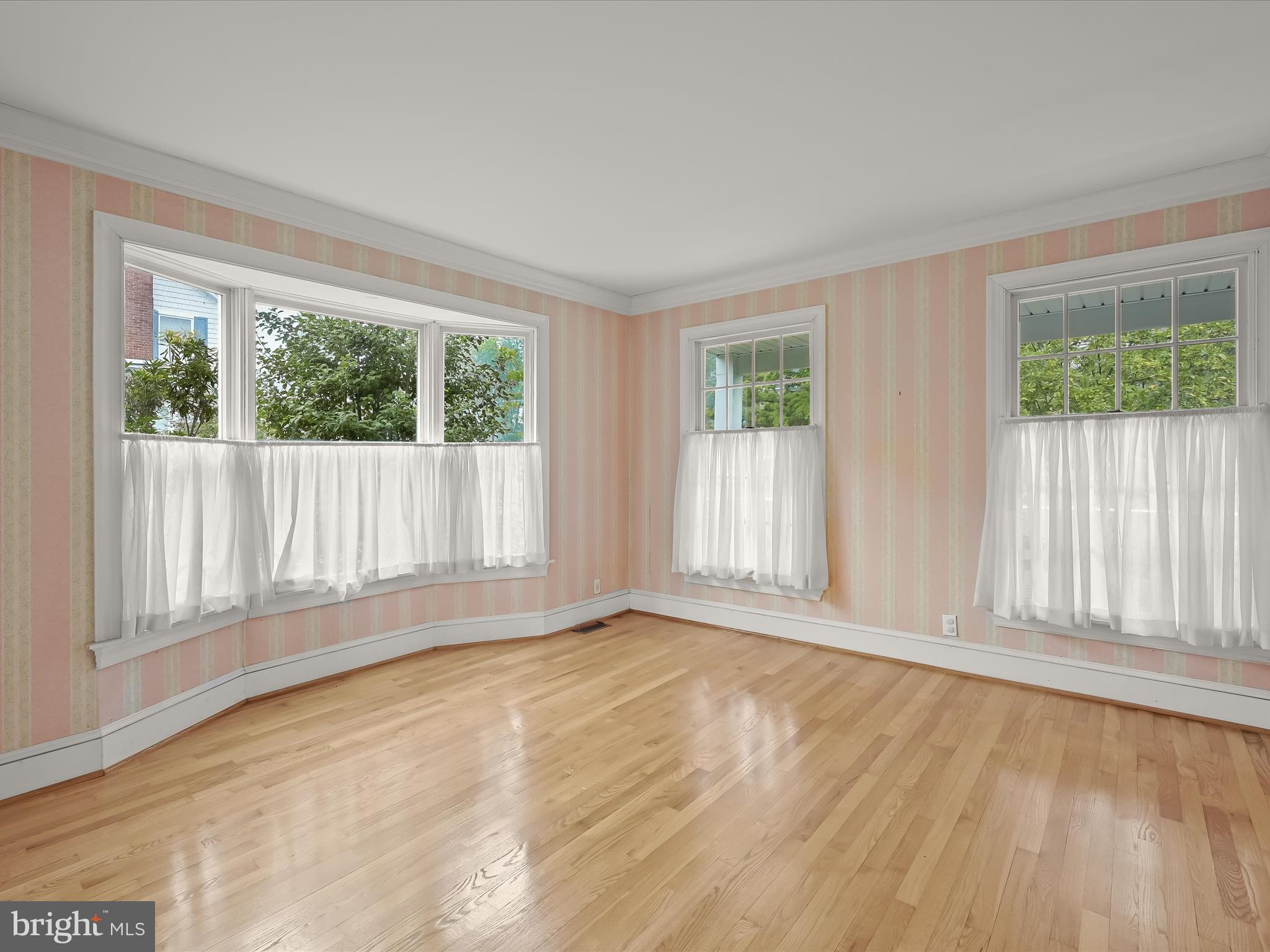 SUMMIT PARK - Residential