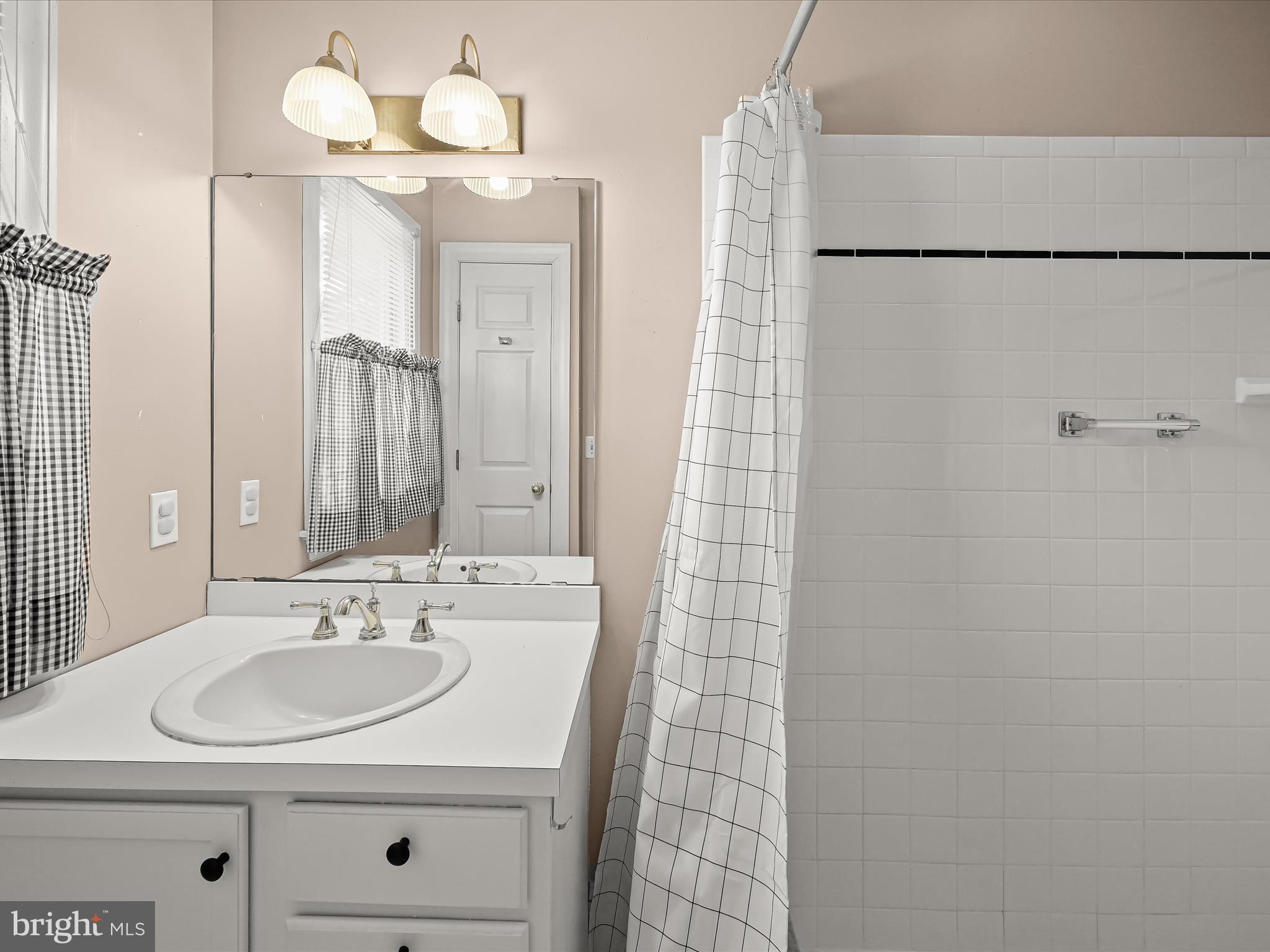 SUMMIT PARK - Residential