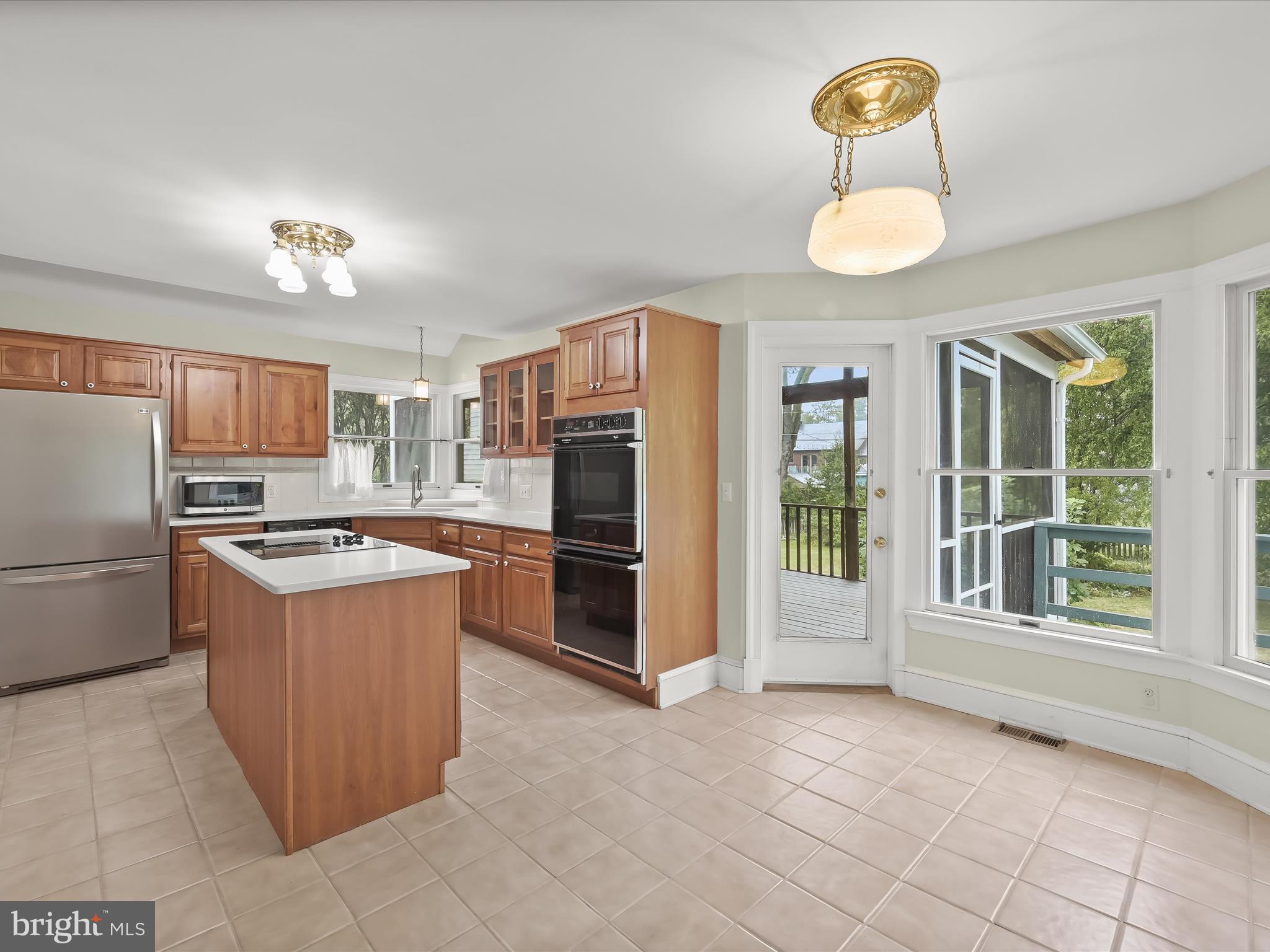 SUMMIT PARK - Residential