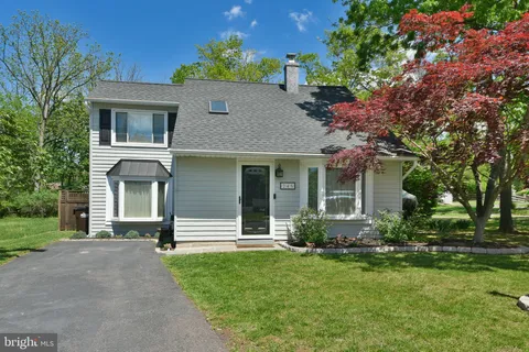 245 Beth Drive, Lansdale, PA MLS: PAMC2140476