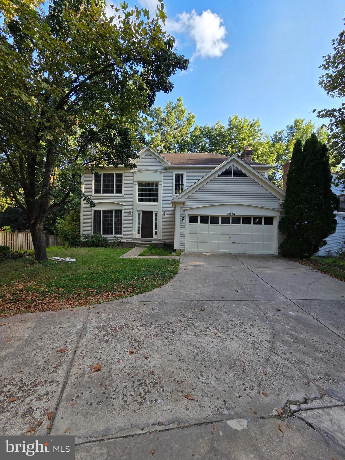 RUSSETT - Residential