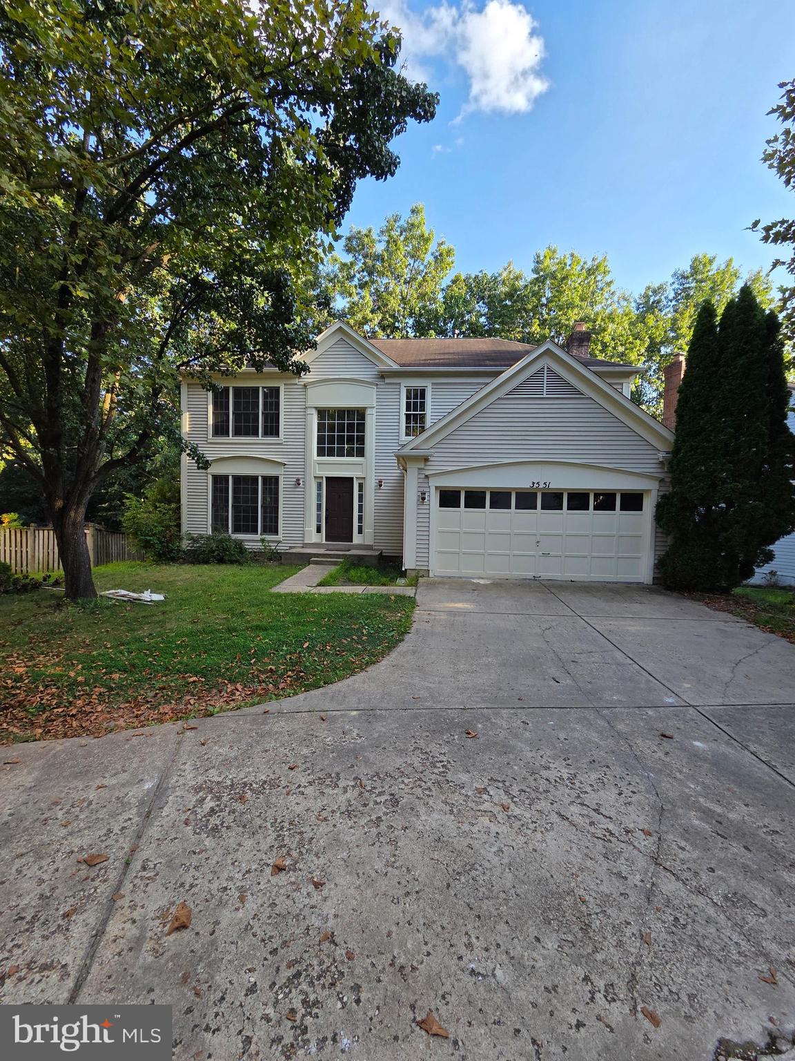 RUSSETT - Residential