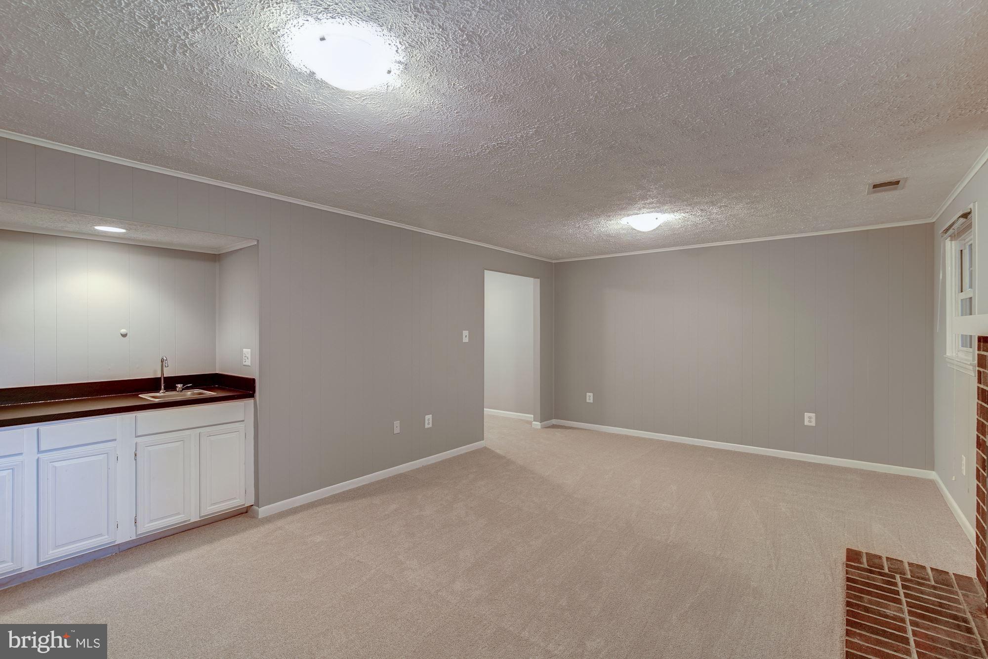 COUNTRY CREEK - Residential