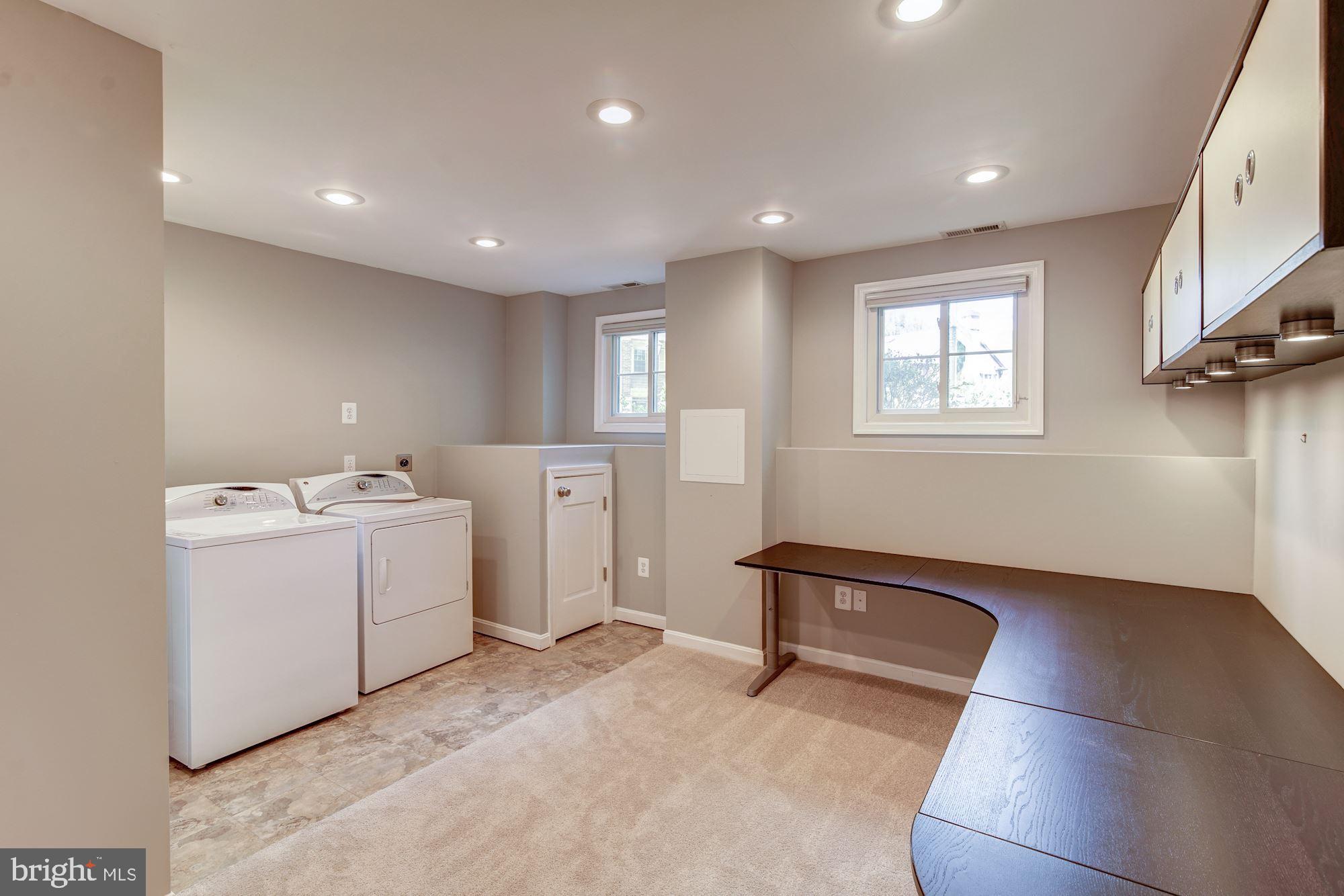 COUNTRY CREEK - Residential