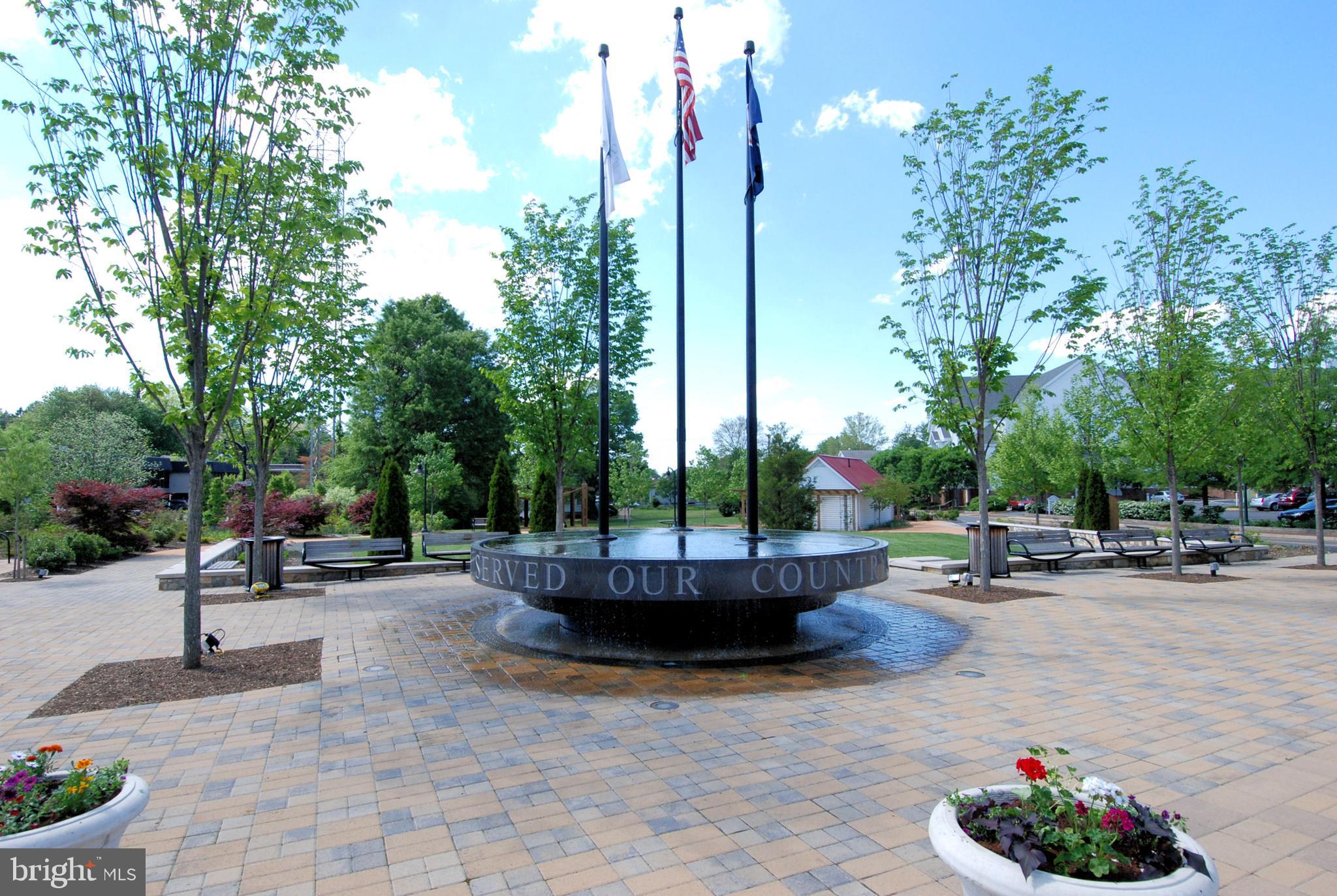 COUNTRY CREEK - Residential