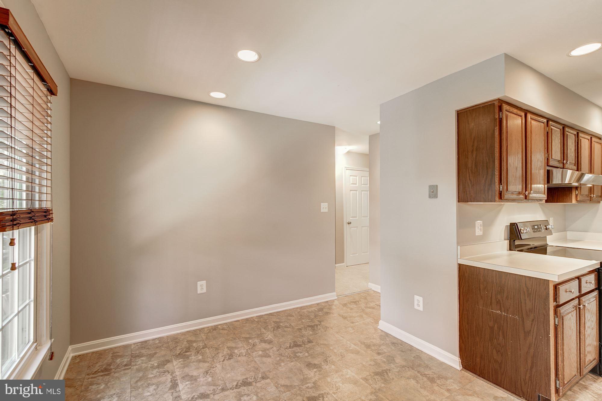 COUNTRY CREEK - Residential