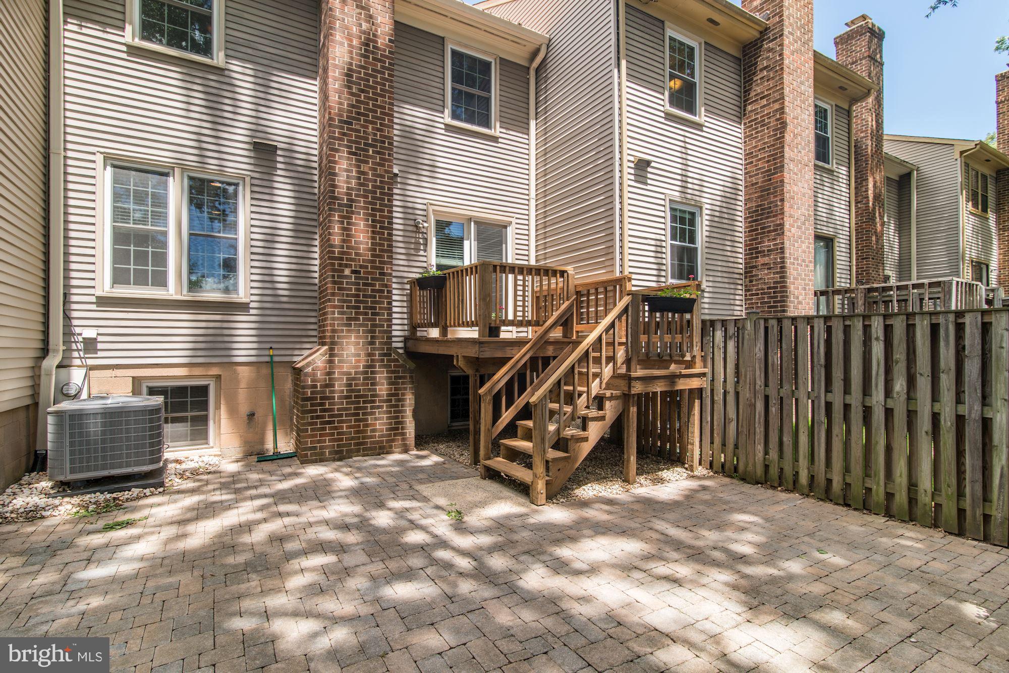 COUNTRY CREEK - Residential