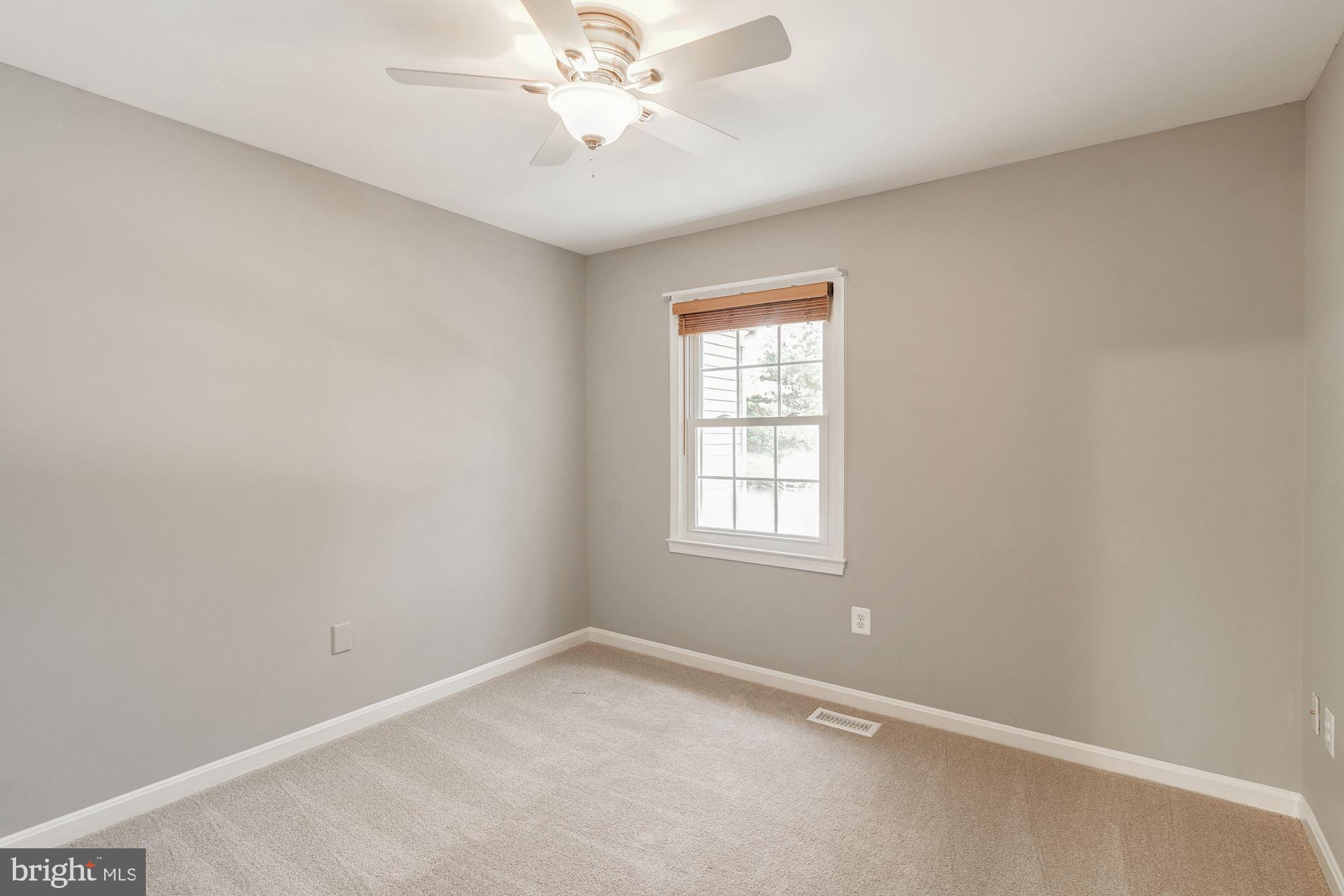 COUNTRY CREEK - Residential