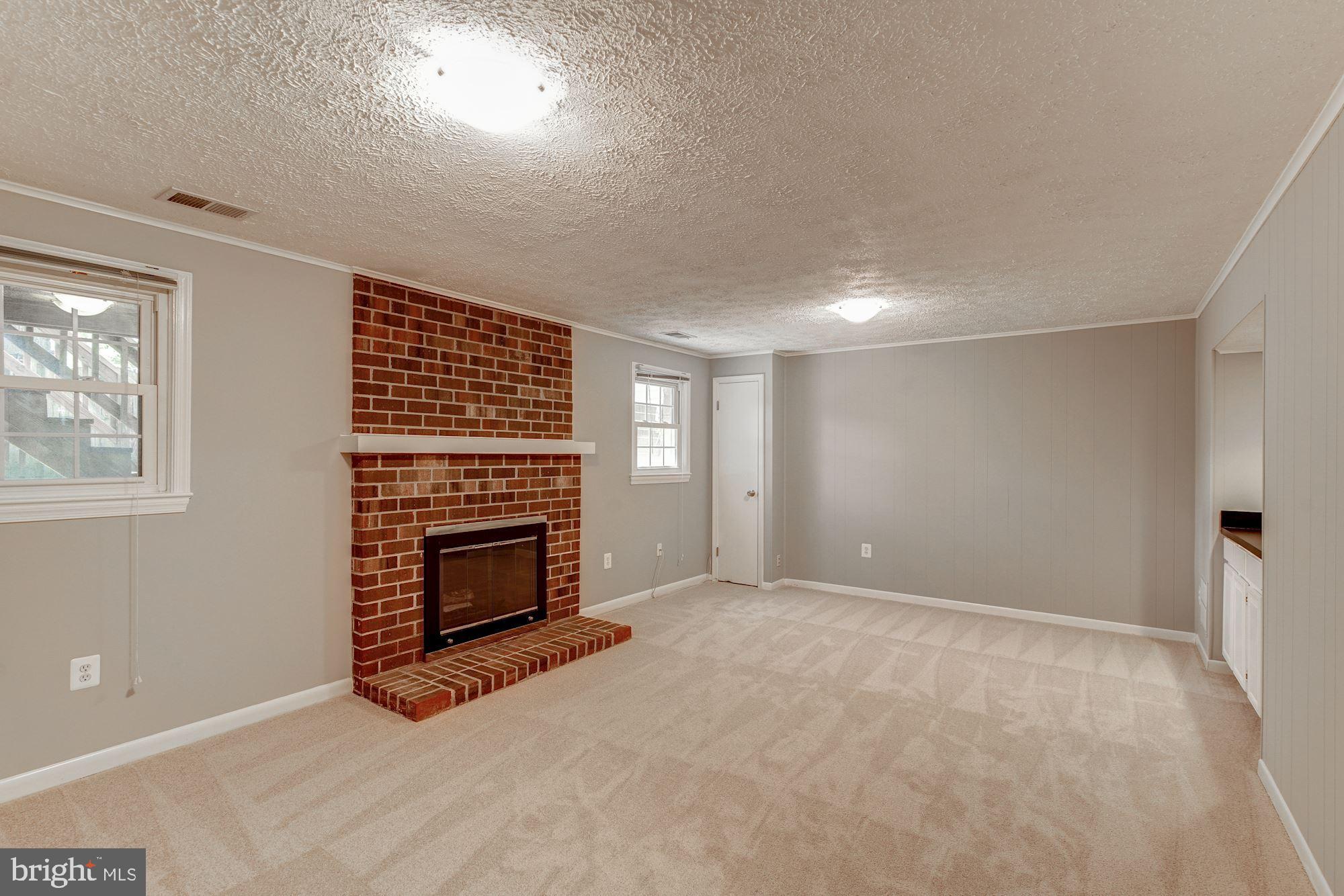 COUNTRY CREEK - Residential