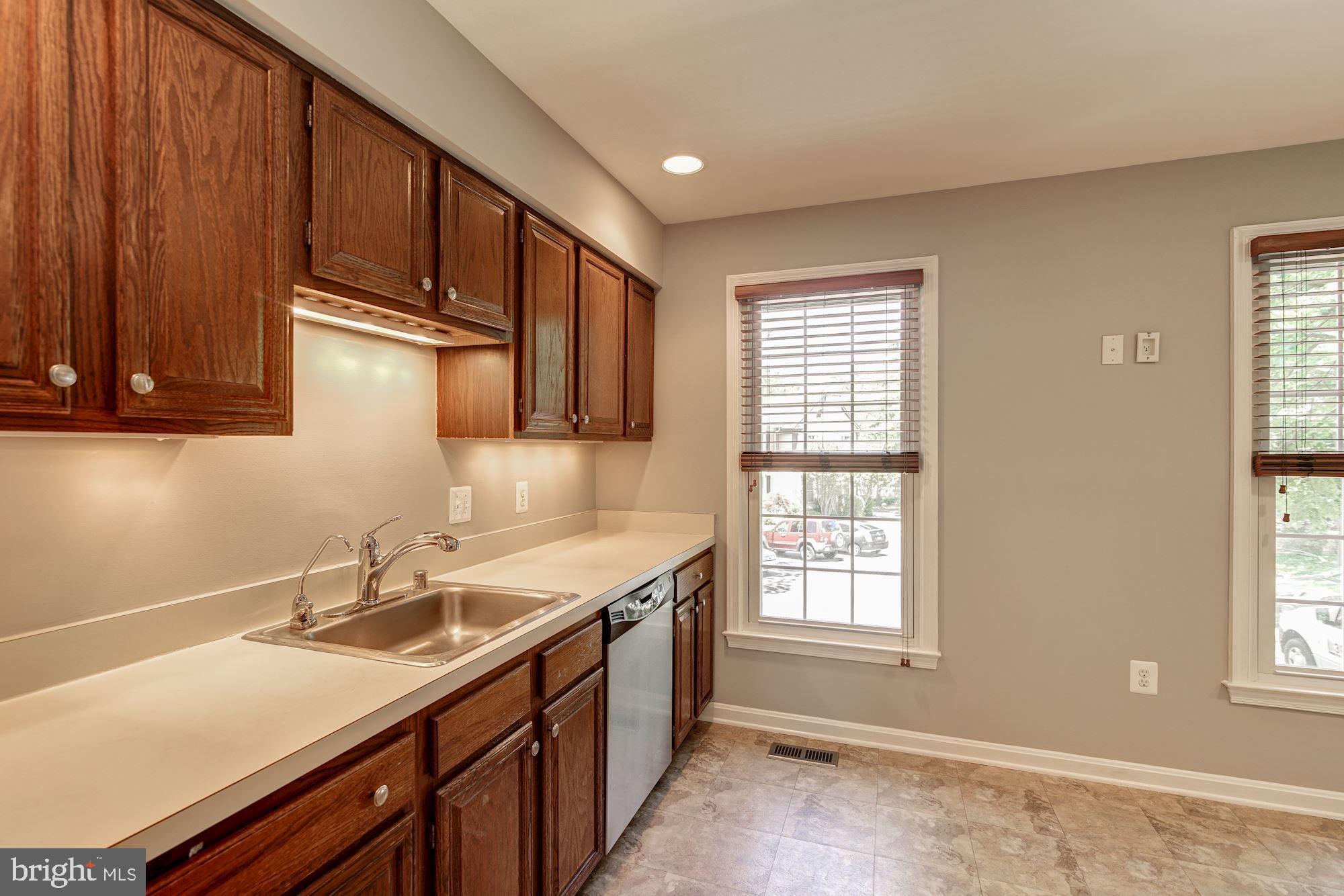 COUNTRY CREEK - Residential