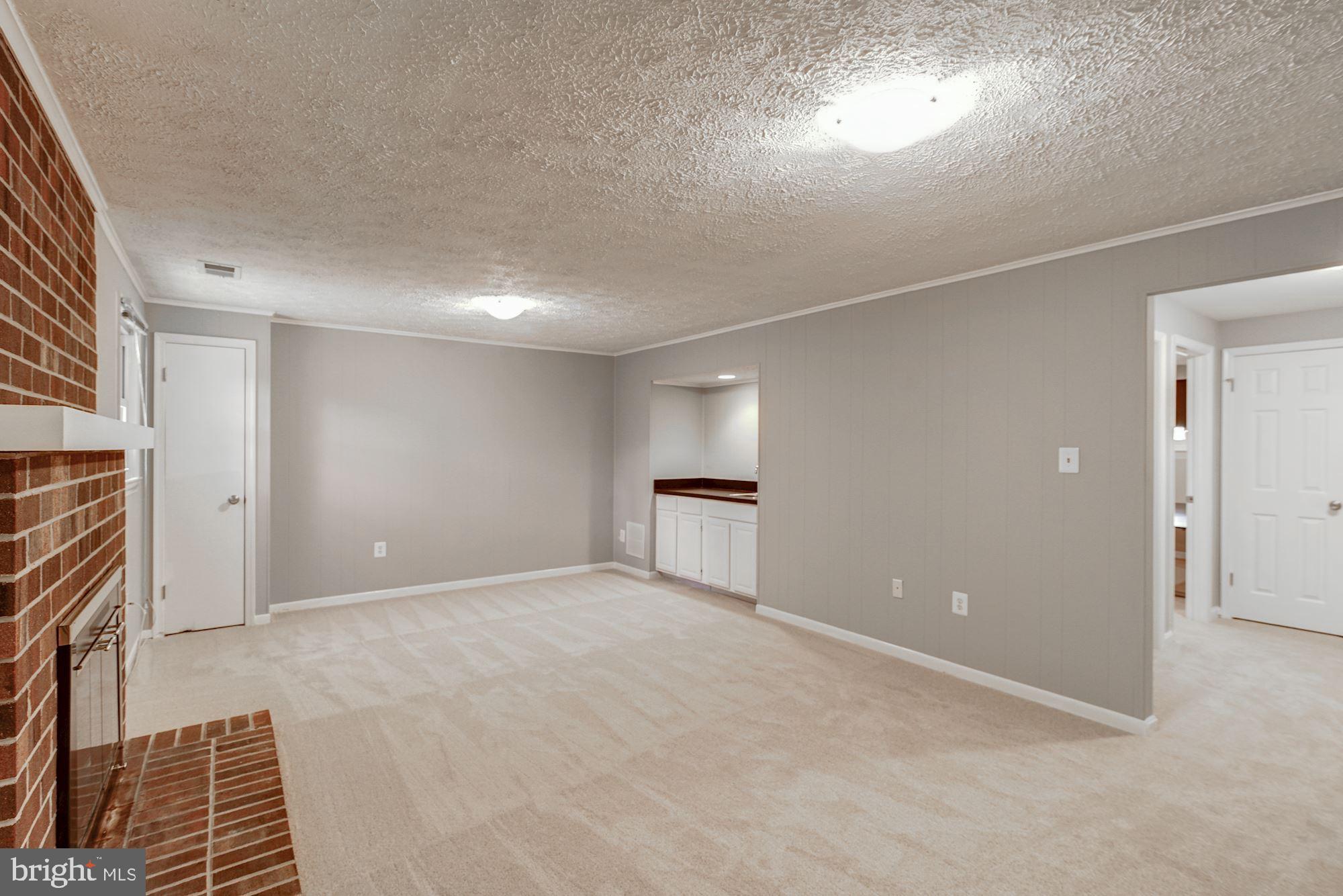 COUNTRY CREEK - Residential