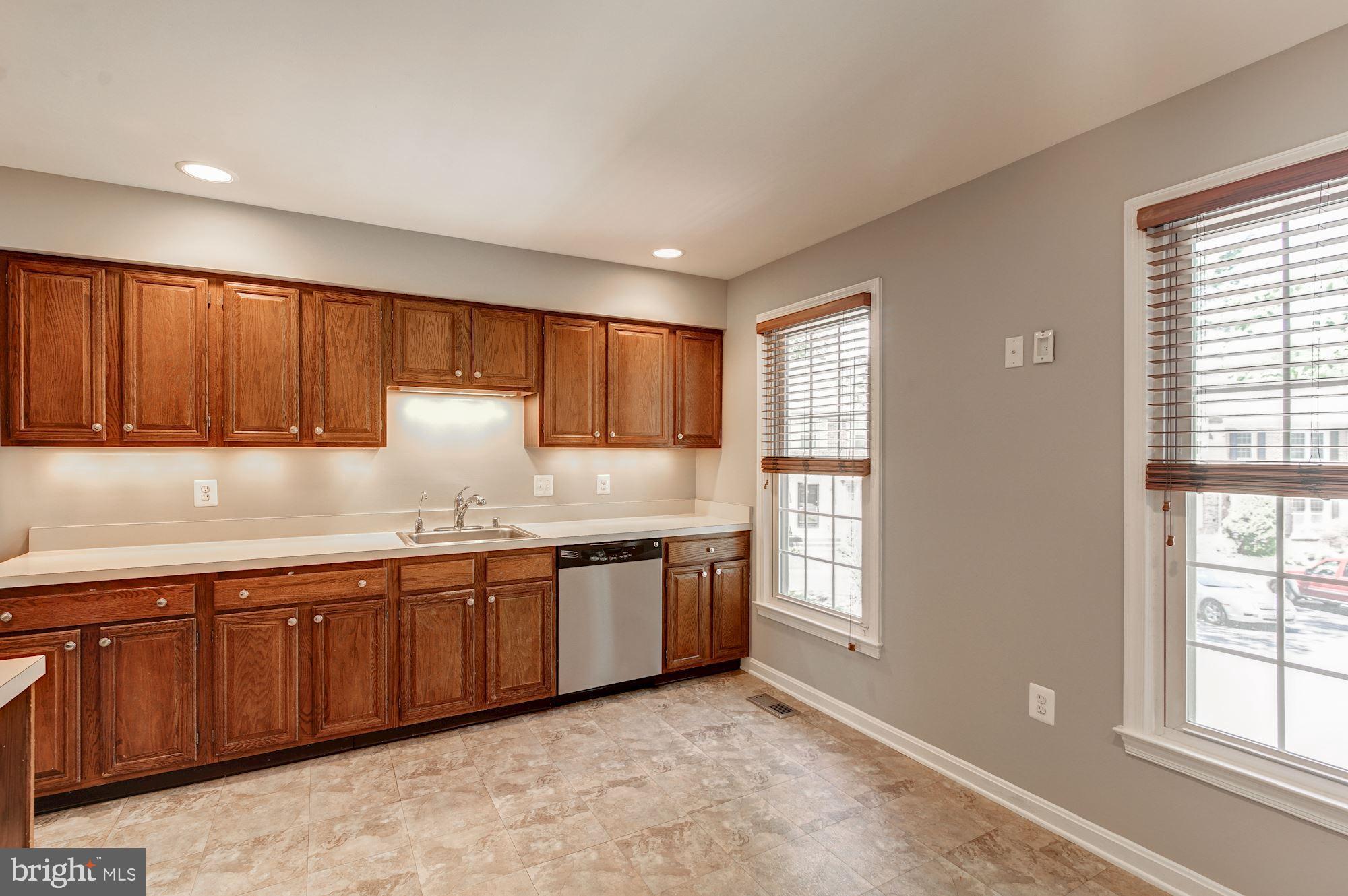 COUNTRY CREEK - Residential